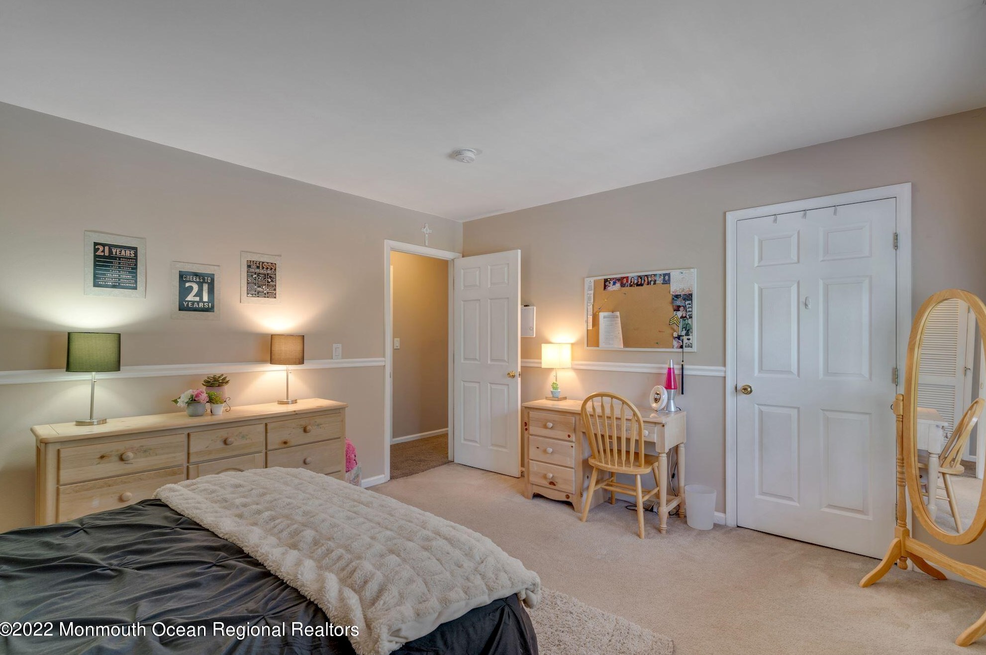 2420 Frst Cir, Toms River NJ 08757 exterior