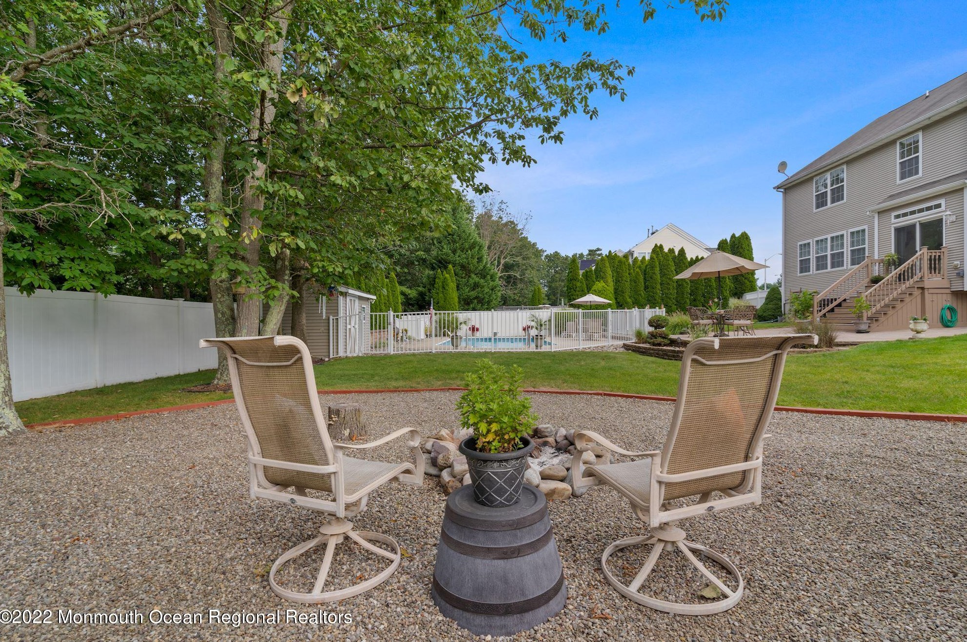 2420 Frst Cir, Toms River NJ 08757 exterior