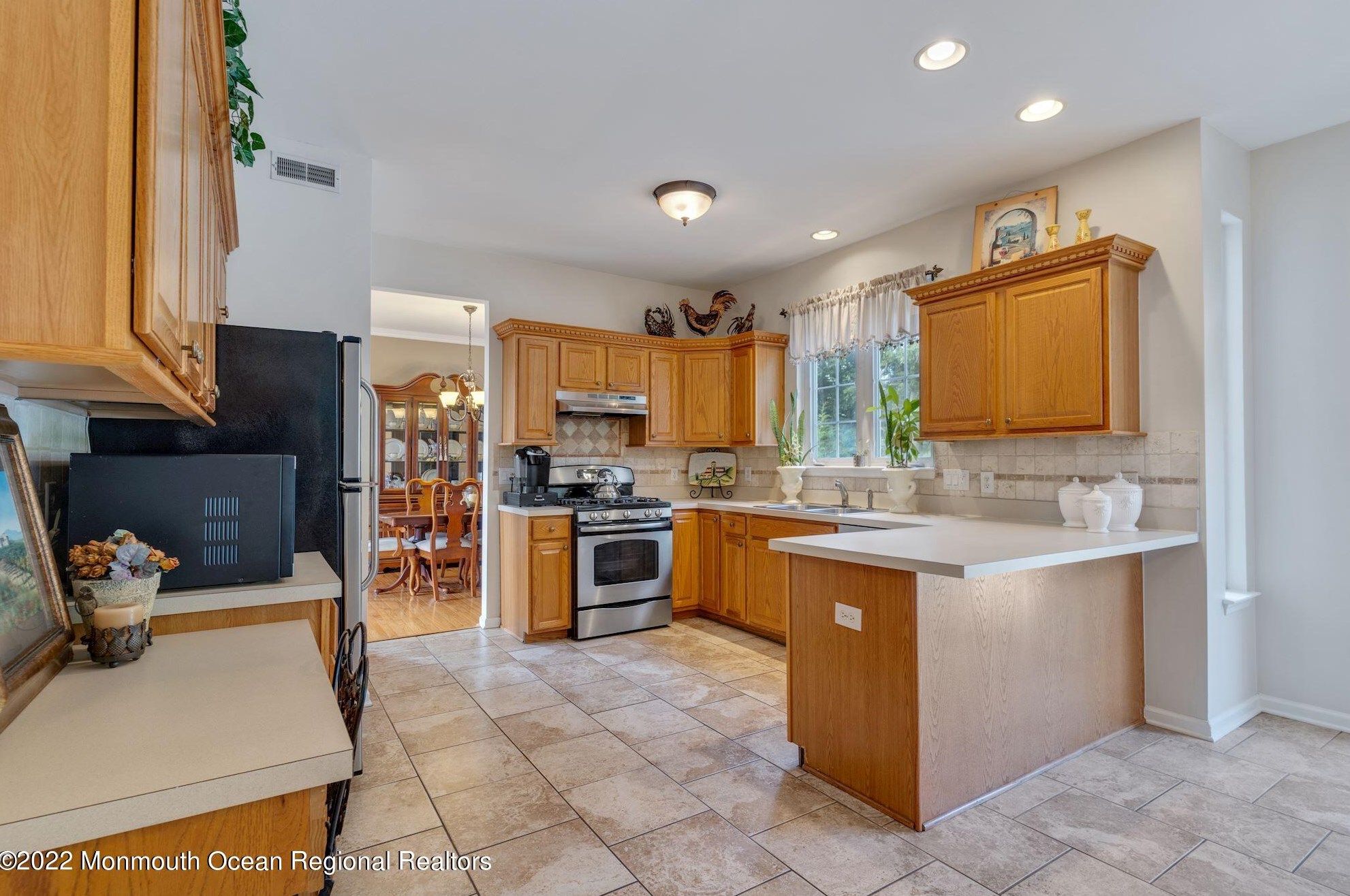 2420 Frst Cir, Toms River NJ 08757 exterior