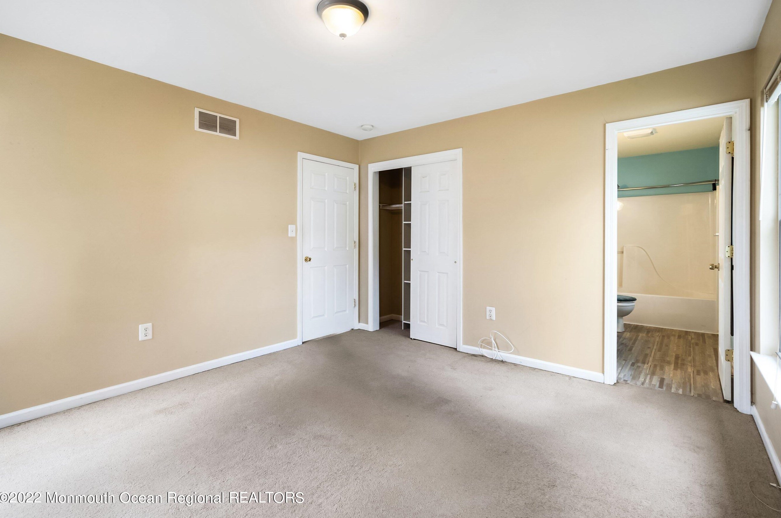 151 1 Ave, Toms River NJ 08757-5018 exterior