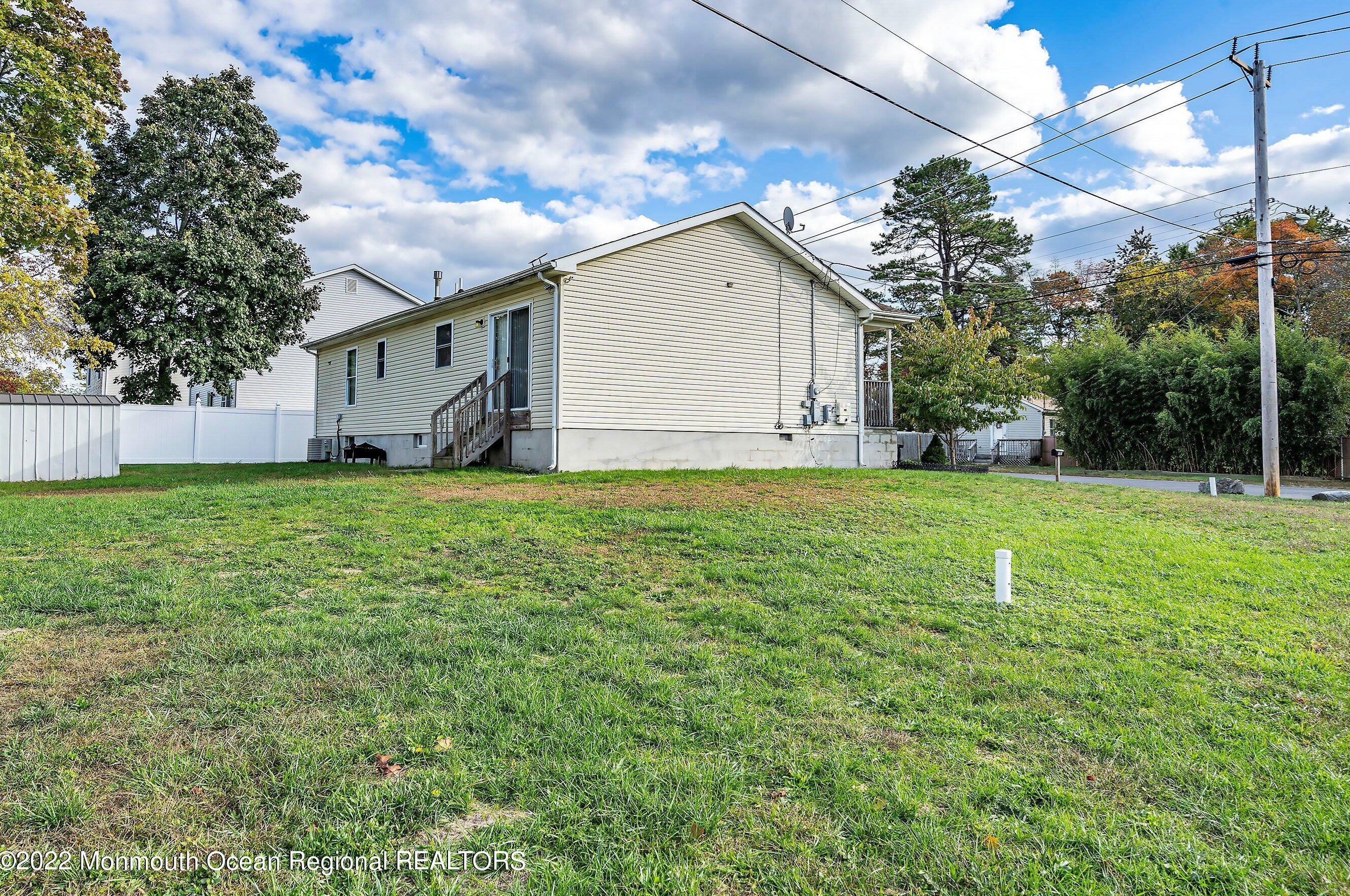 151 1 Ave, Toms River NJ 08757-5018 exterior