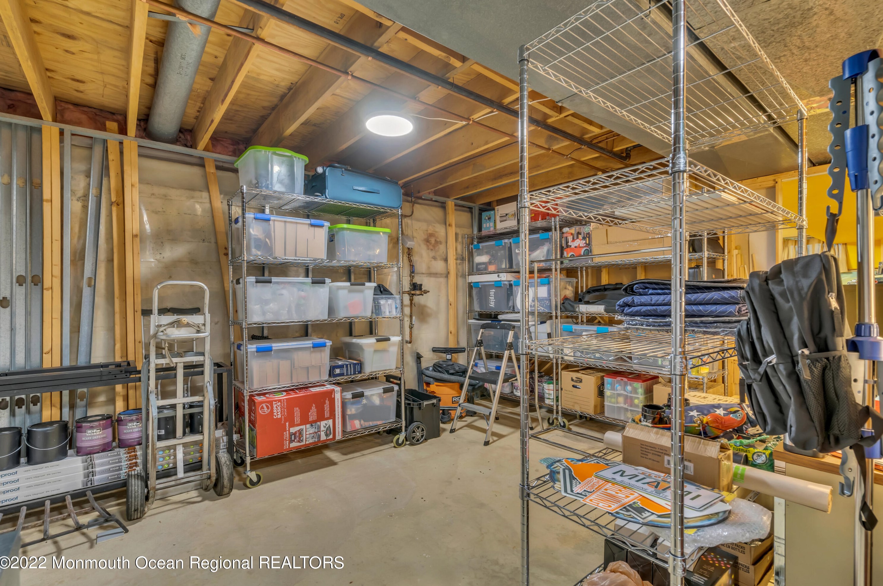 187 Heywood Ct, Matawan NJ 07747-3570 exterior