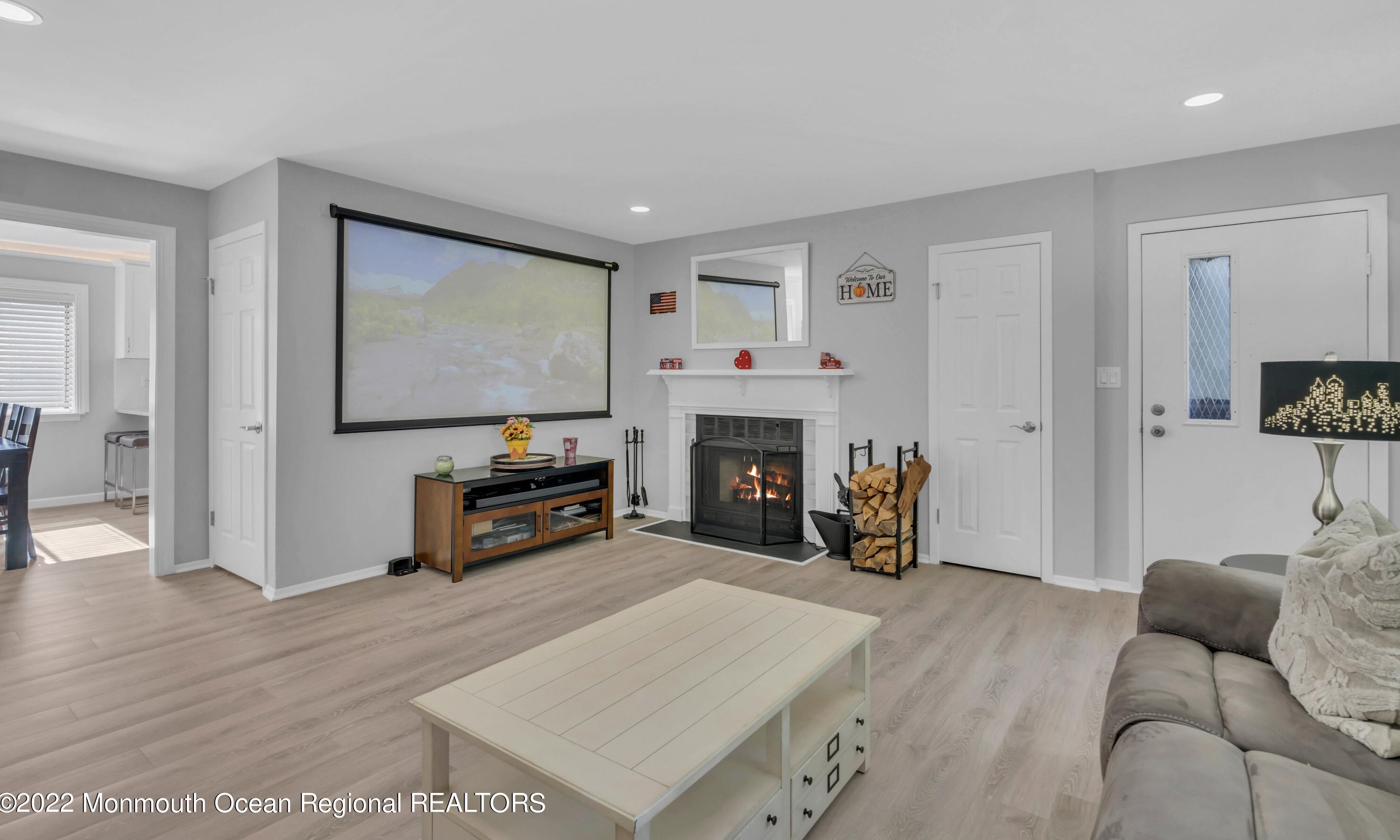 187 Heywood Ct, Matawan NJ 07747-3570 exterior