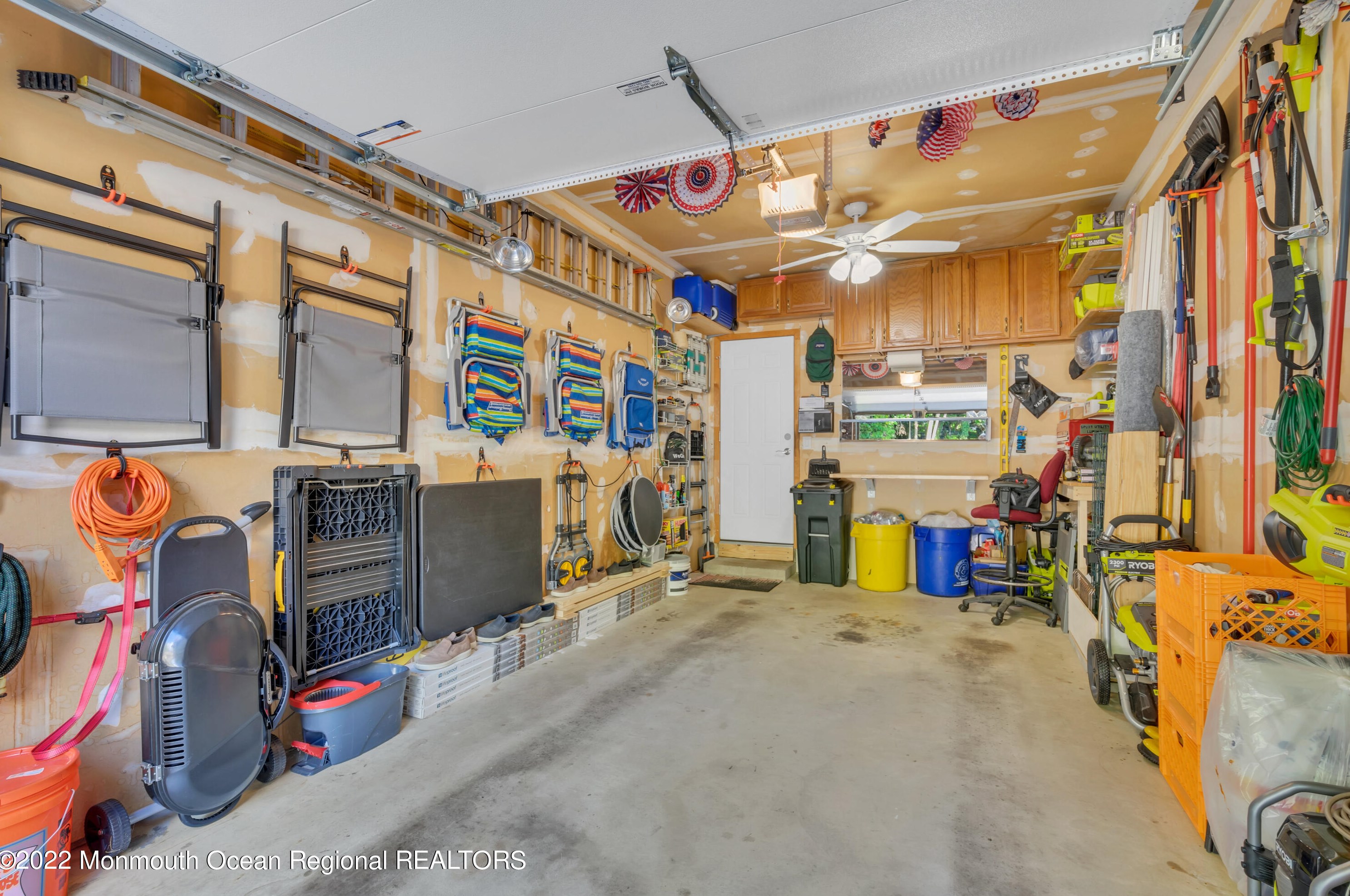 187 Heywood Ct, Matawan NJ 07747-3570 exterior