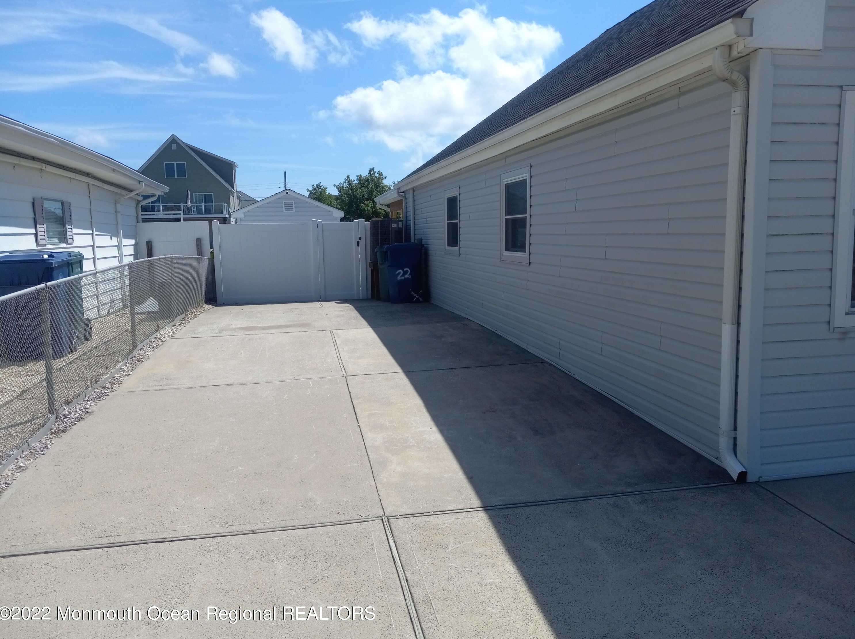 22 Ship Dr, Tuckerton NJ  08087-1520 exterior