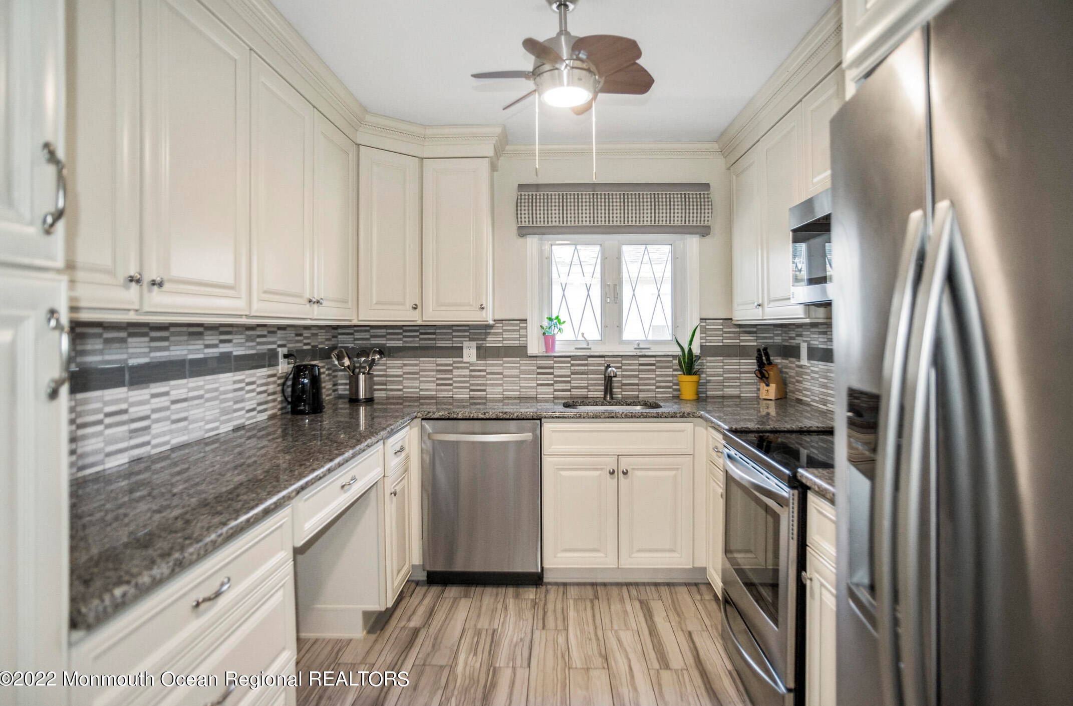 911 Jamaica Blvd, Toms River NJ  08757-3703 exterior