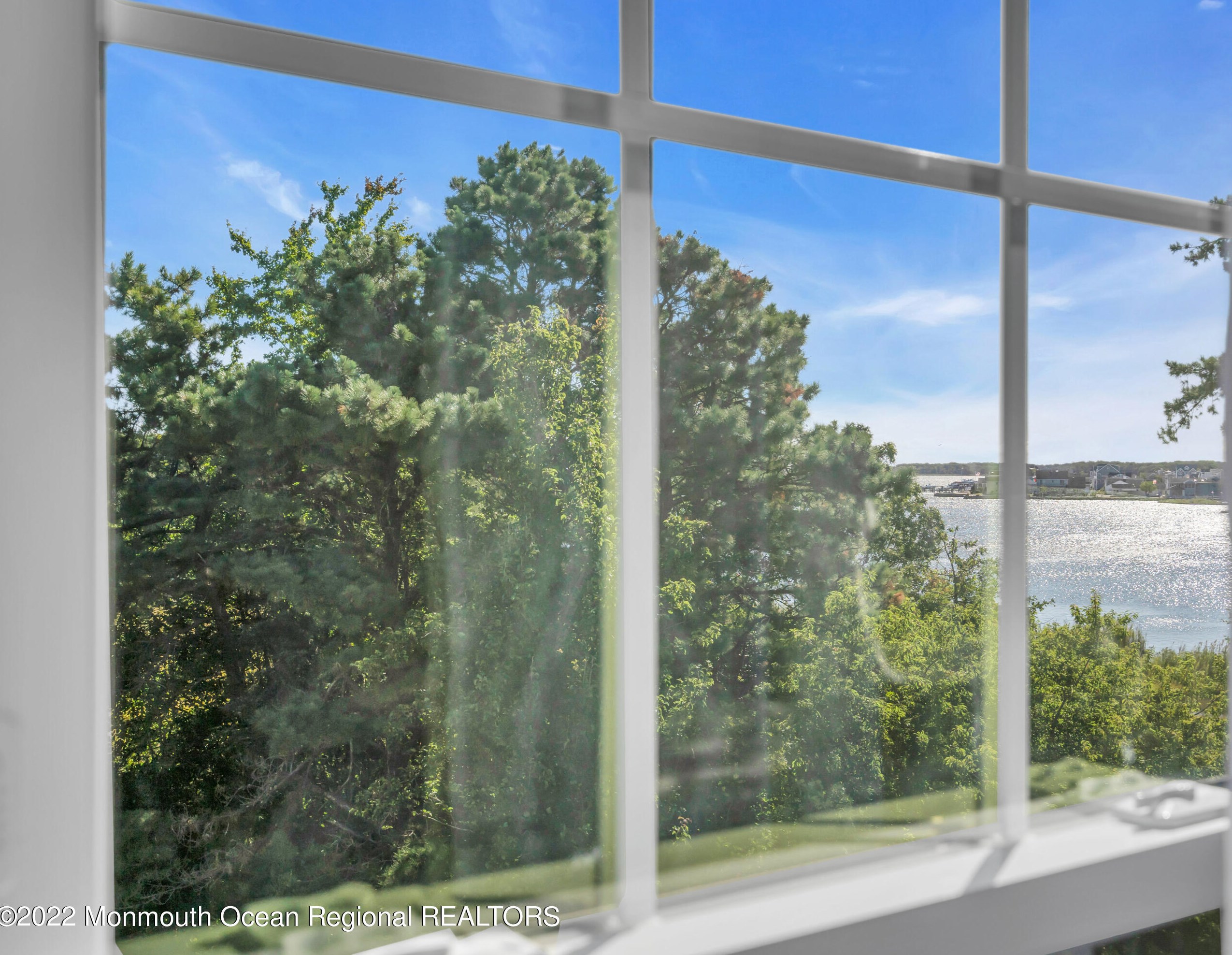 2220 Waters Edge Dr, Toms River NJ  08753-2668 exterior