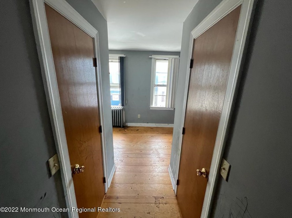 248 Mercer St, Delaware Park NJ exterior