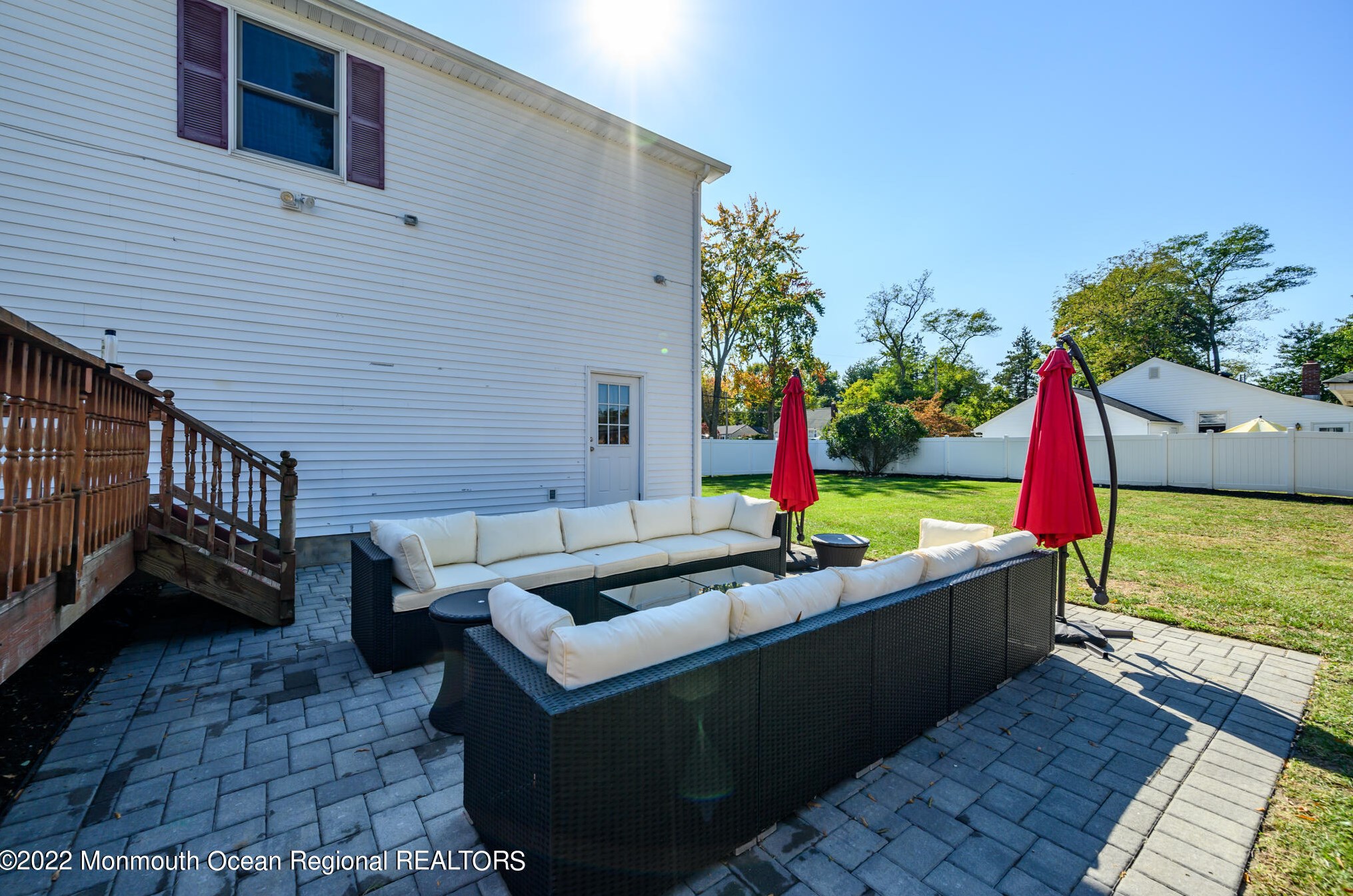 558 Hopping Rd, Belford NJ  07718-1188 exterior