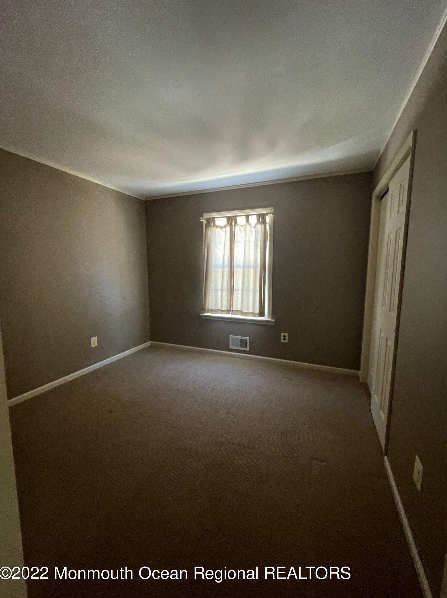 1008 12th Ave, Toms River NJ  08757-1838 exterior