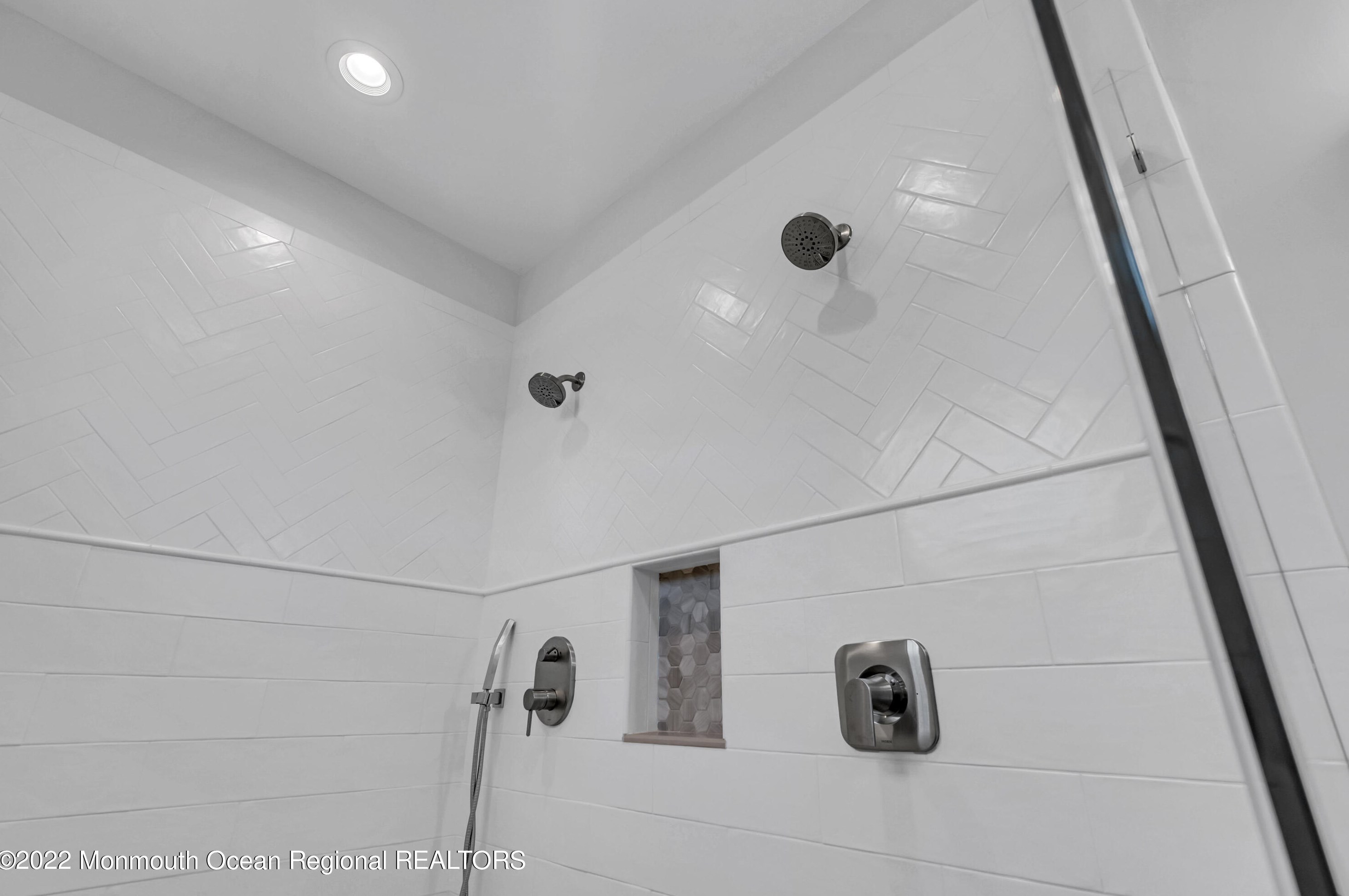 985 Atlantic Ave, Wall Township NJ exterior