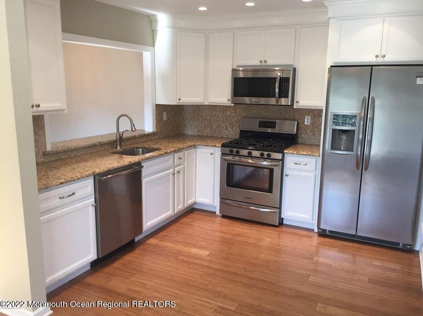23 Wyckham Rd, Wall Township NJ  07762-2255 exterior