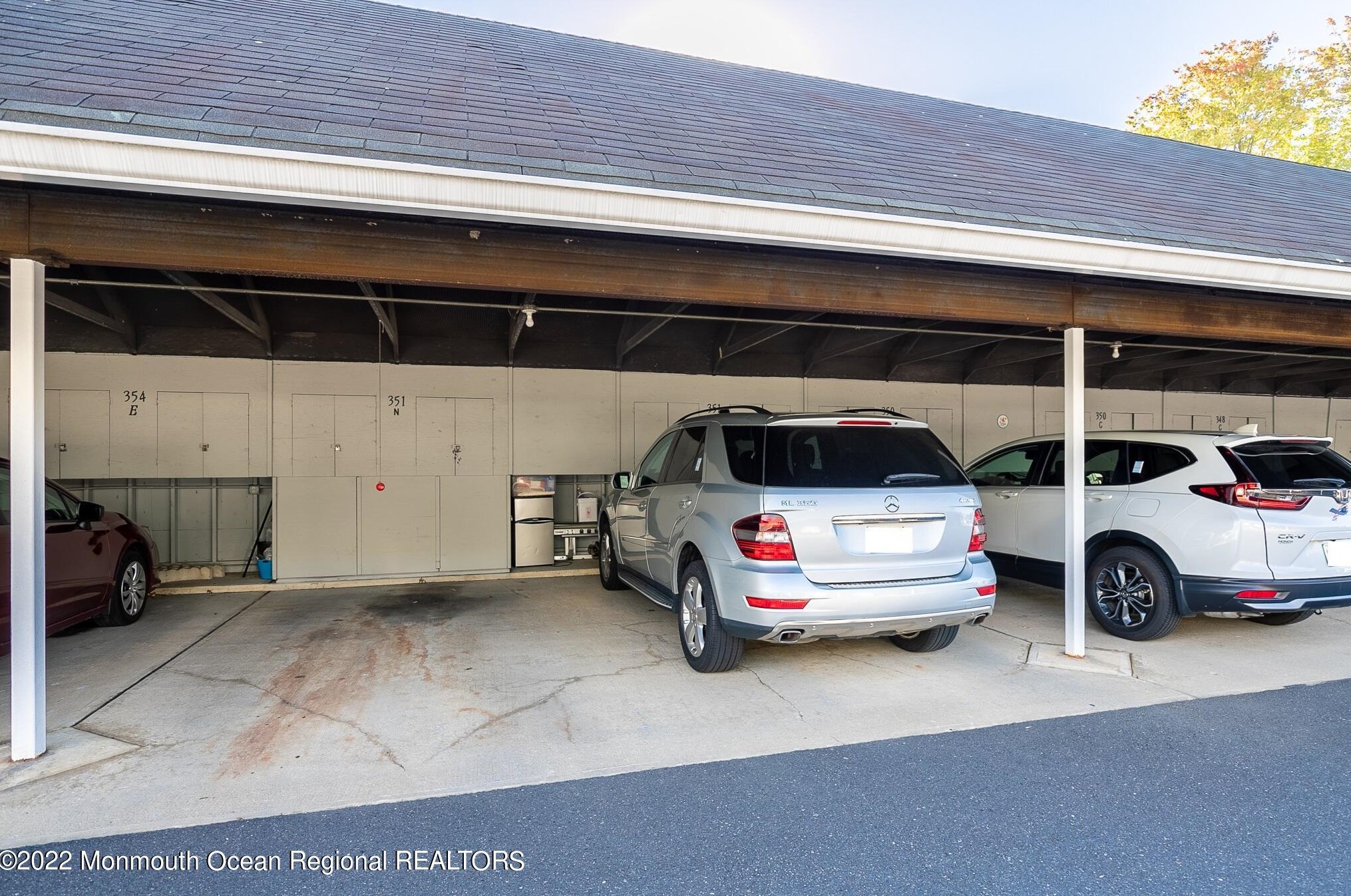 351 Northfield Ln, Monroe Twp NJ 08831-1794 exterior