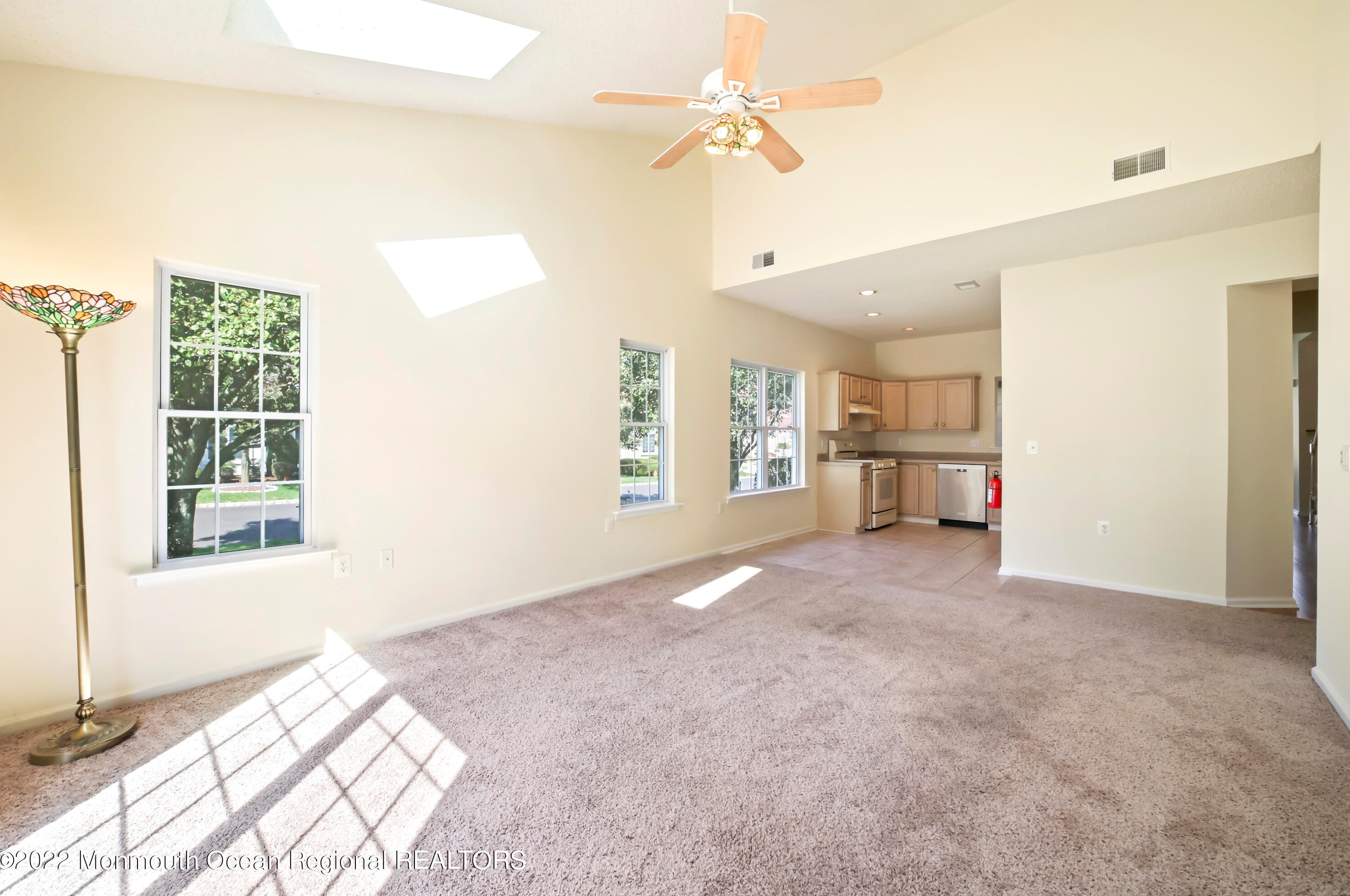 1 Severn Way, Monroe Twp NJ  08831-2672 exterior