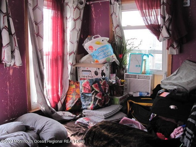 131 6th St, Ideal Beach NJ  07734-2905 exterior