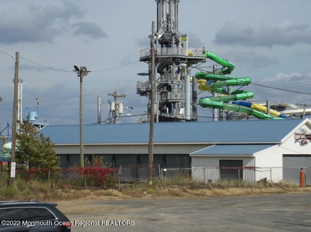 131 6th St, Ideal Beach NJ  07734-2905 exterior