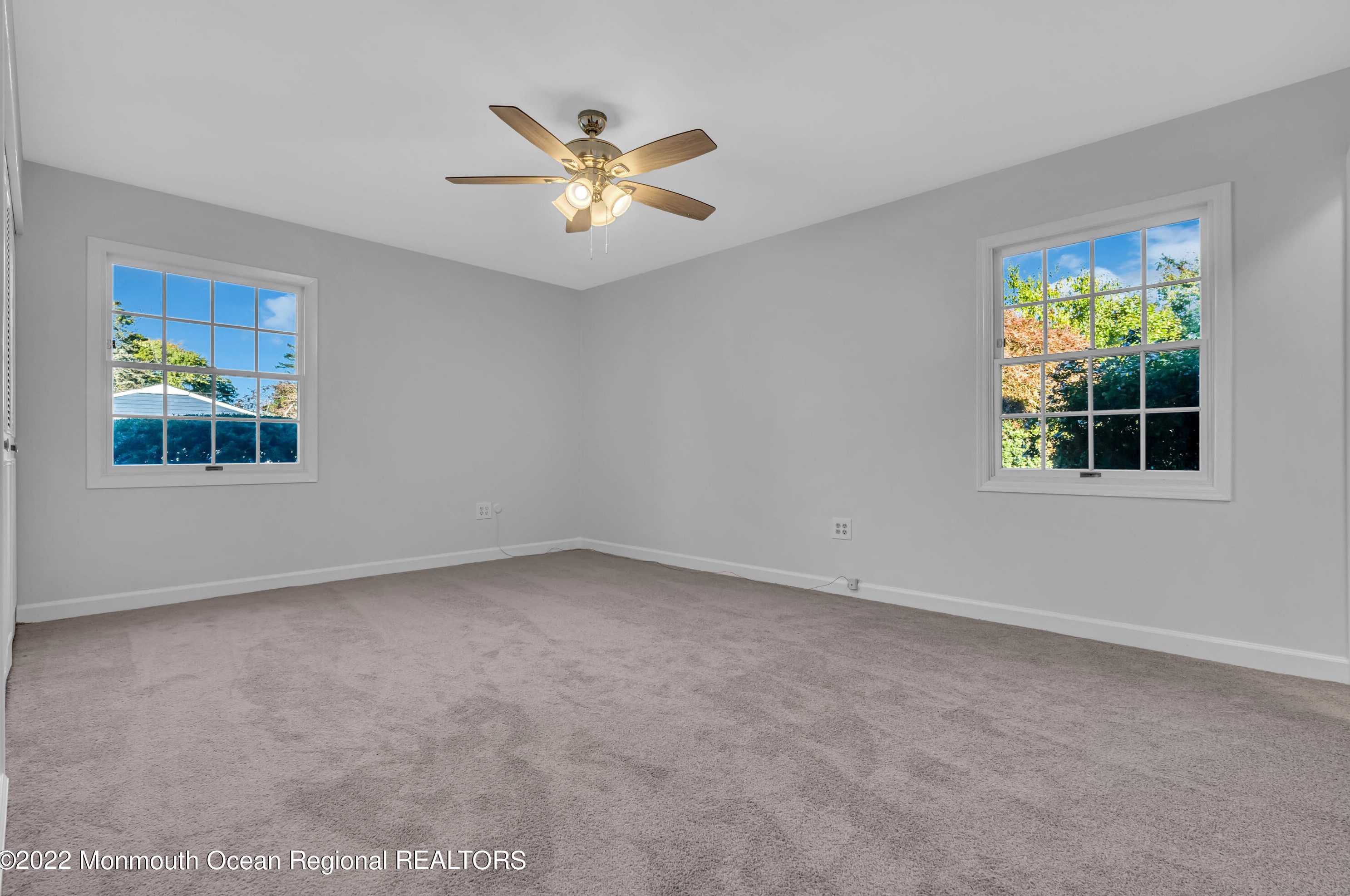 74 Idlewild Ln, Matawan NJ 07747-1534 exterior