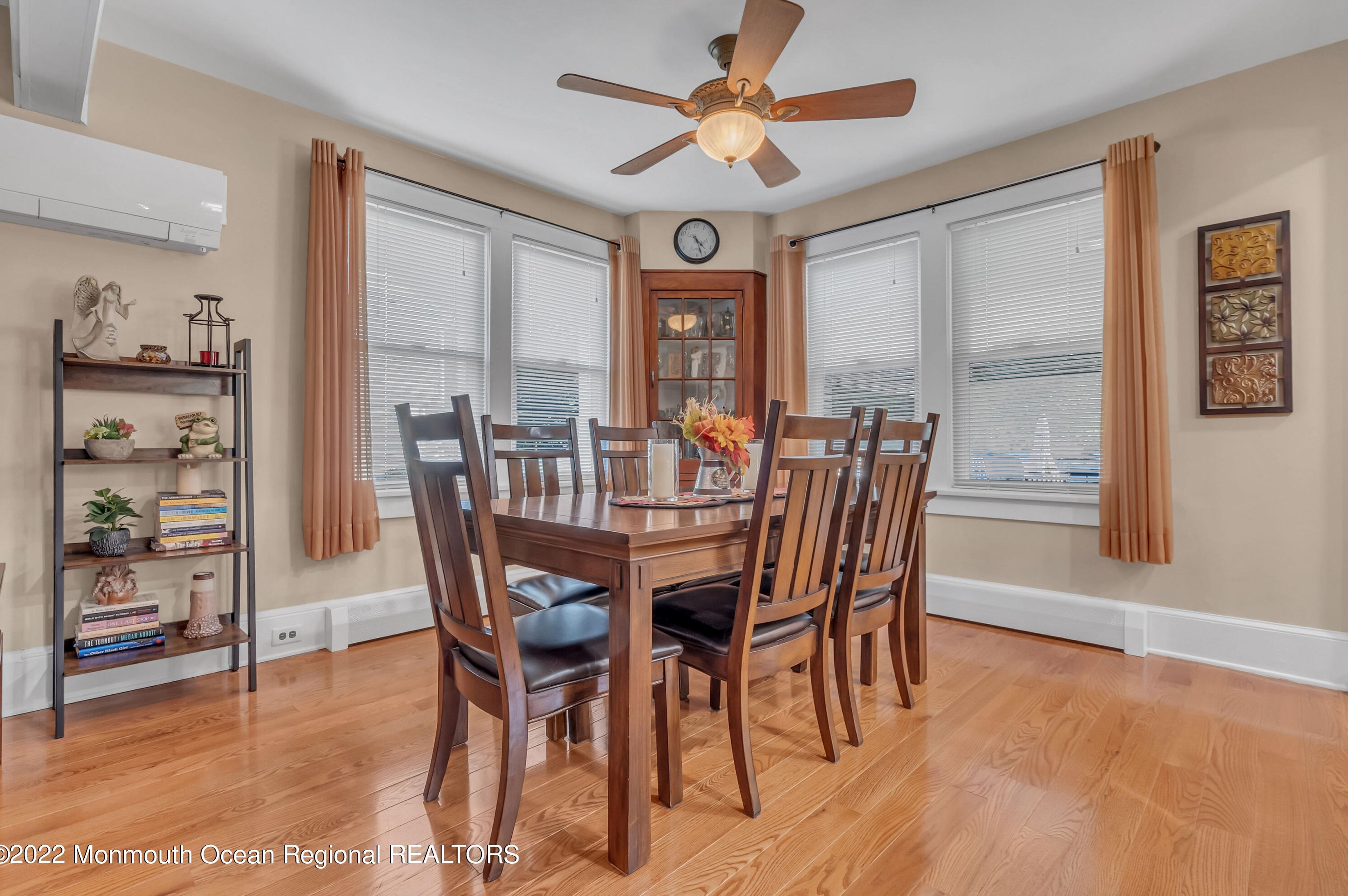 98 Aberdeen Rd, Matawan NJ 07747-2721 exterior