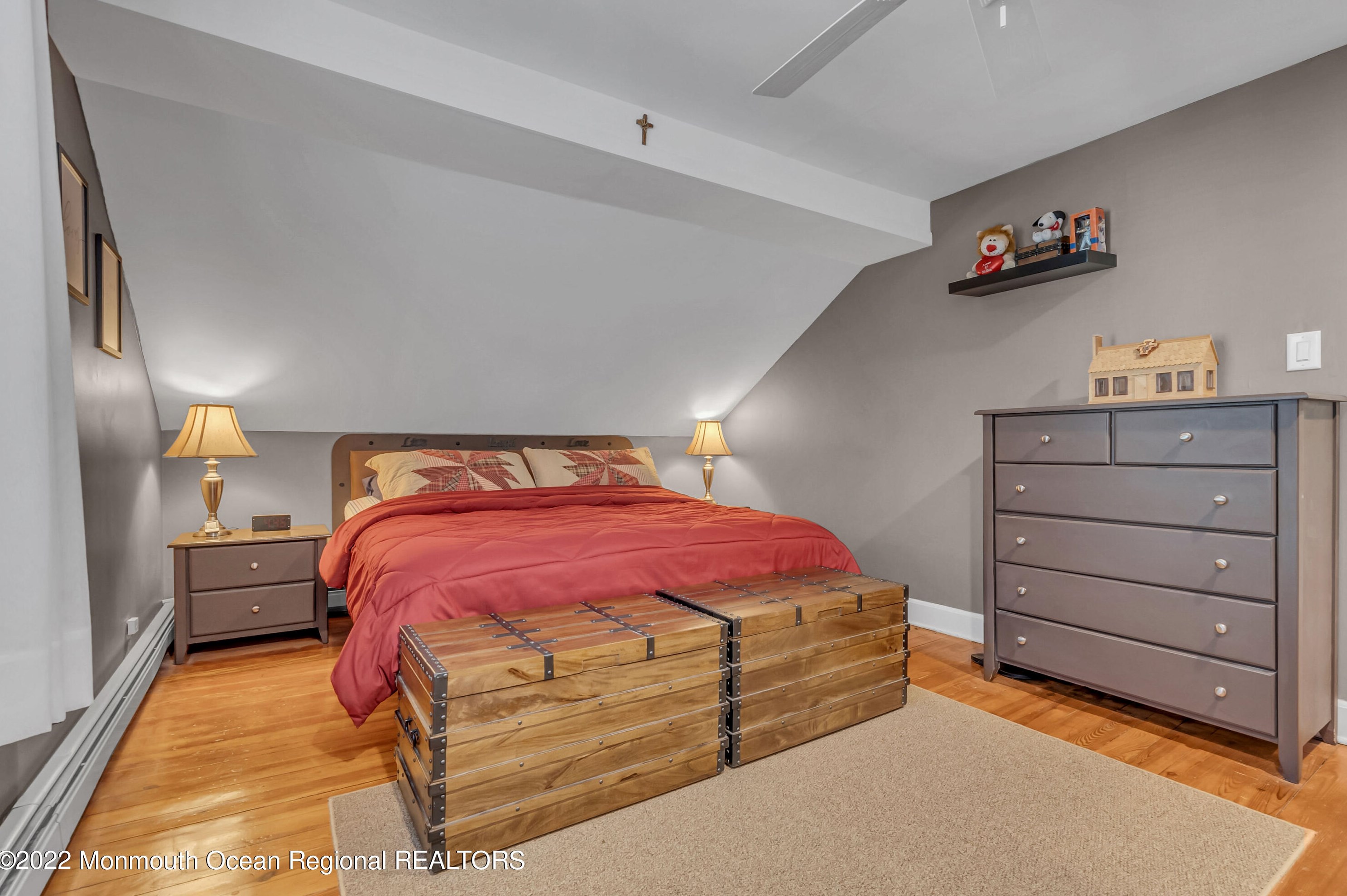 98 Aberdeen Rd, Matawan NJ 07747-2721 exterior