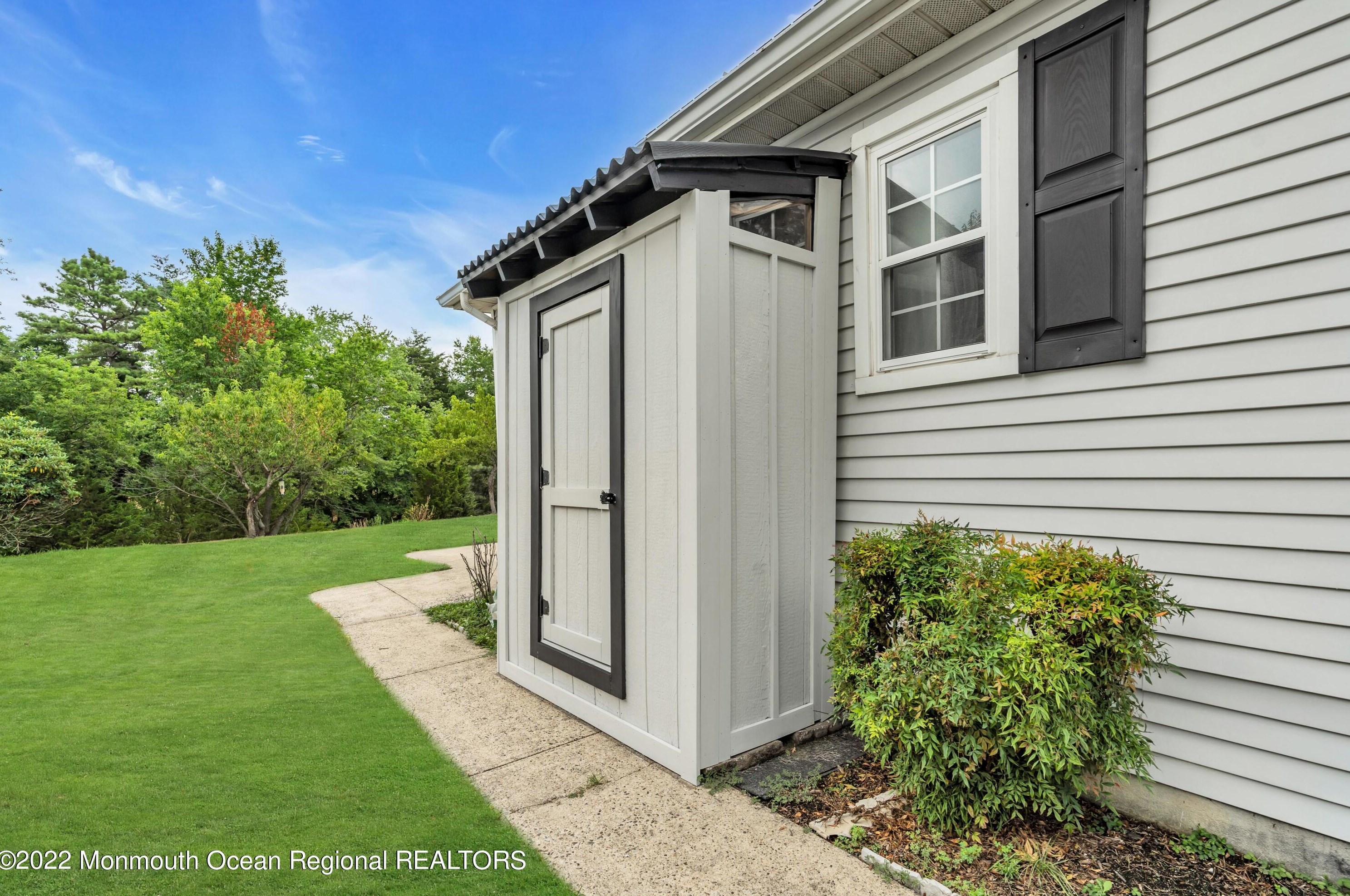 128 Fort De France Ave, Toms River NJ  08757-4343 exterior