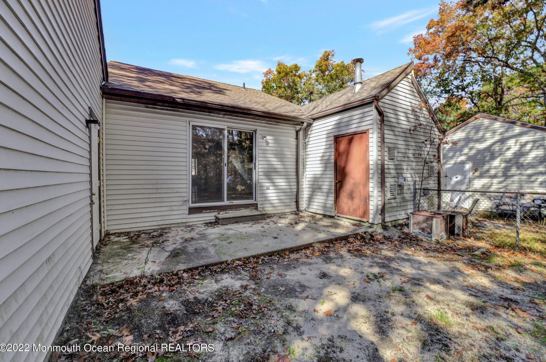 202 Winged Foot Ct, Tuckerton NJ 08087-3001 exterior