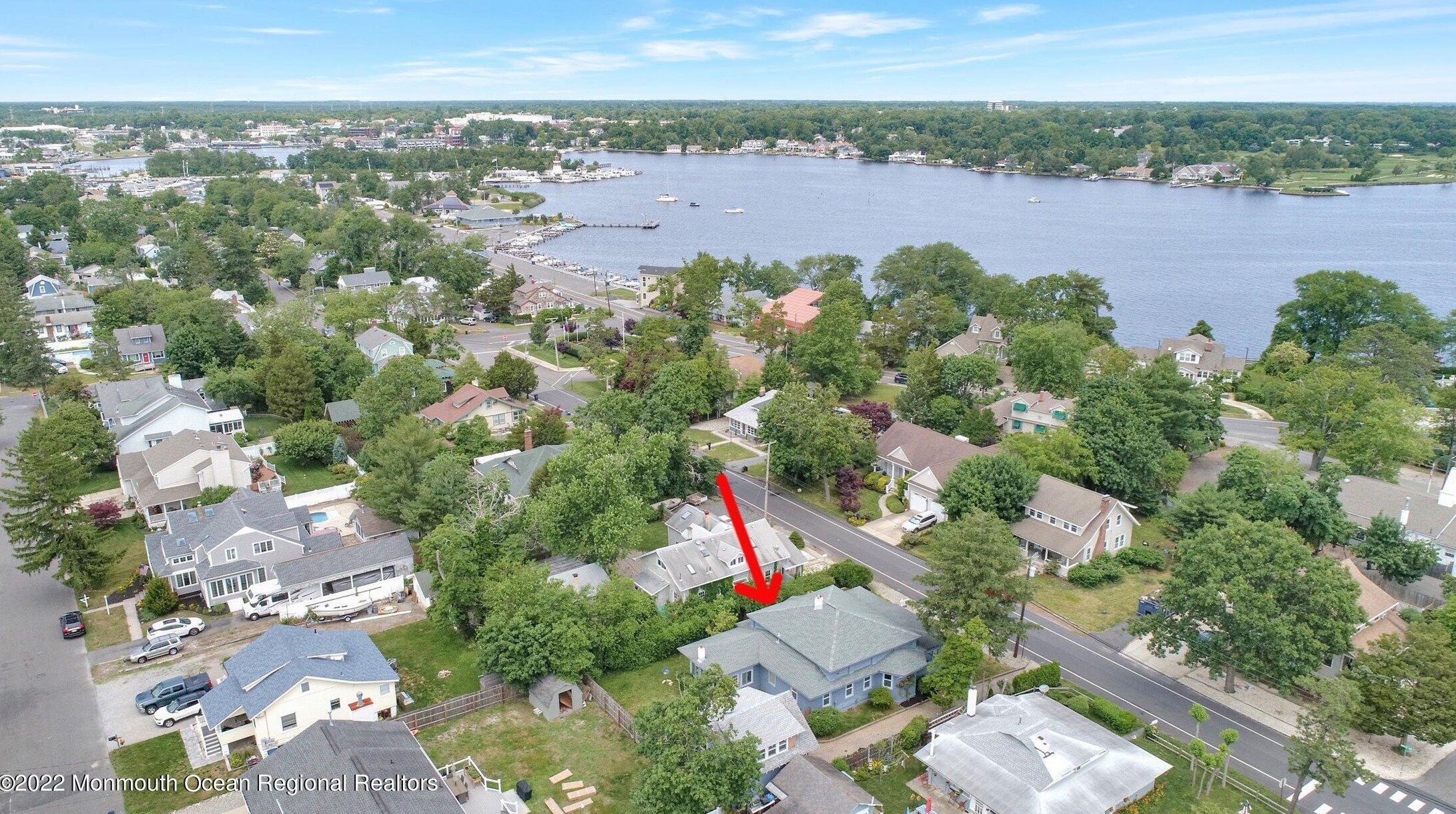 334 Barnegat Blvd, Beachwood NJ  08722-2911 exterior