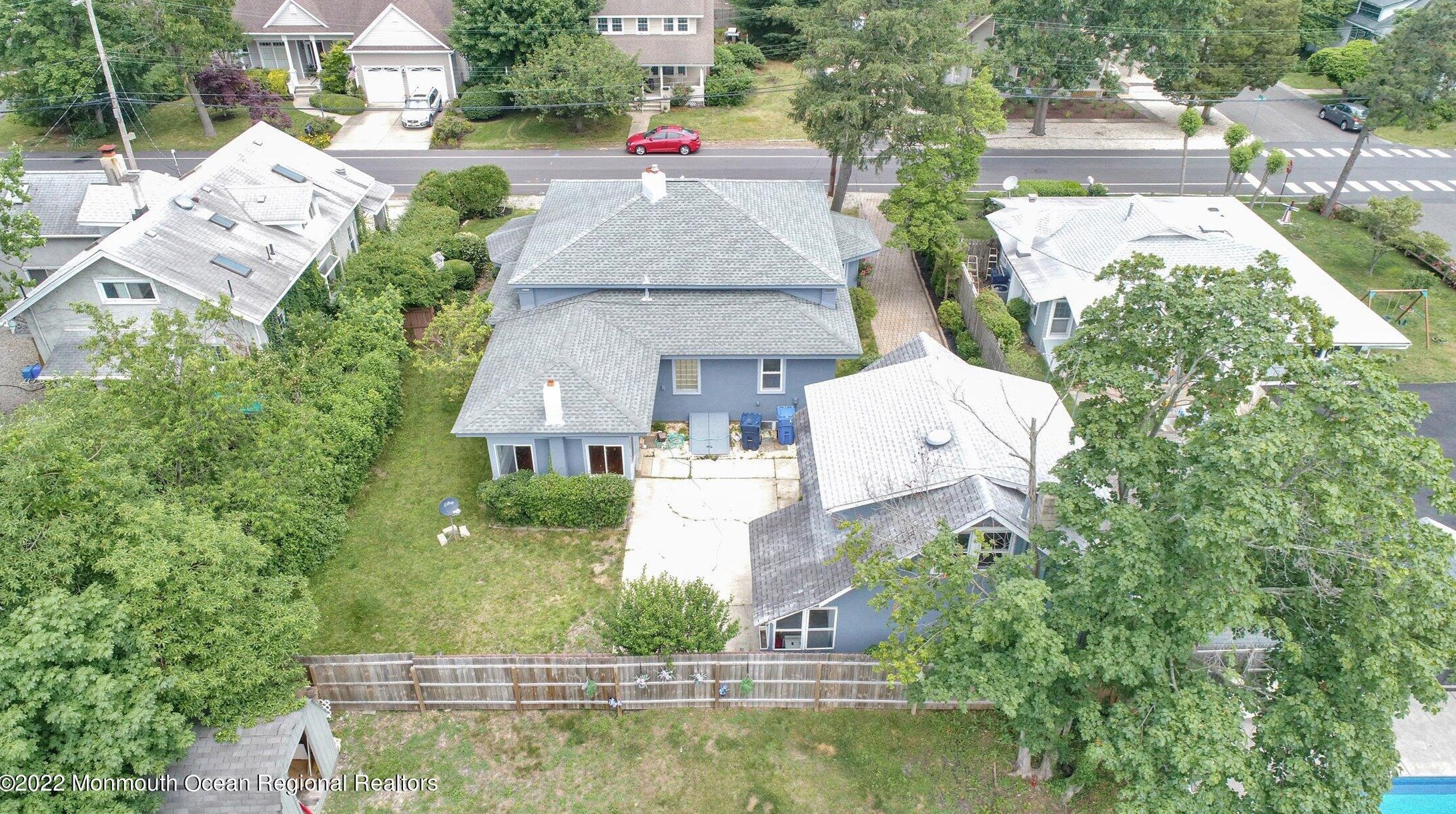 334 Barnegat Blvd, Beachwood NJ  08722-2911 exterior