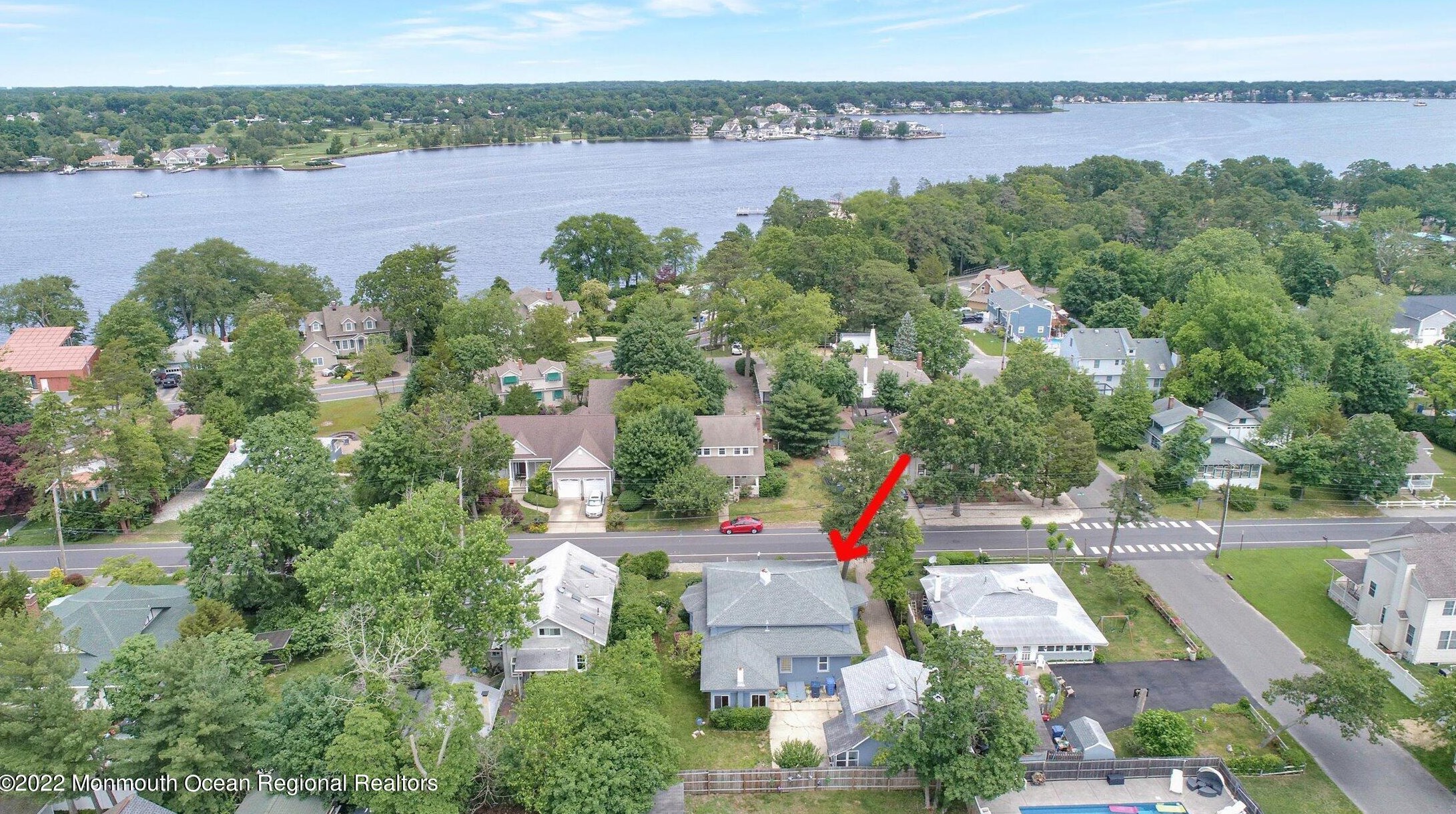 334 Barnegat Blvd, Beachwood NJ  08722-2911 exterior