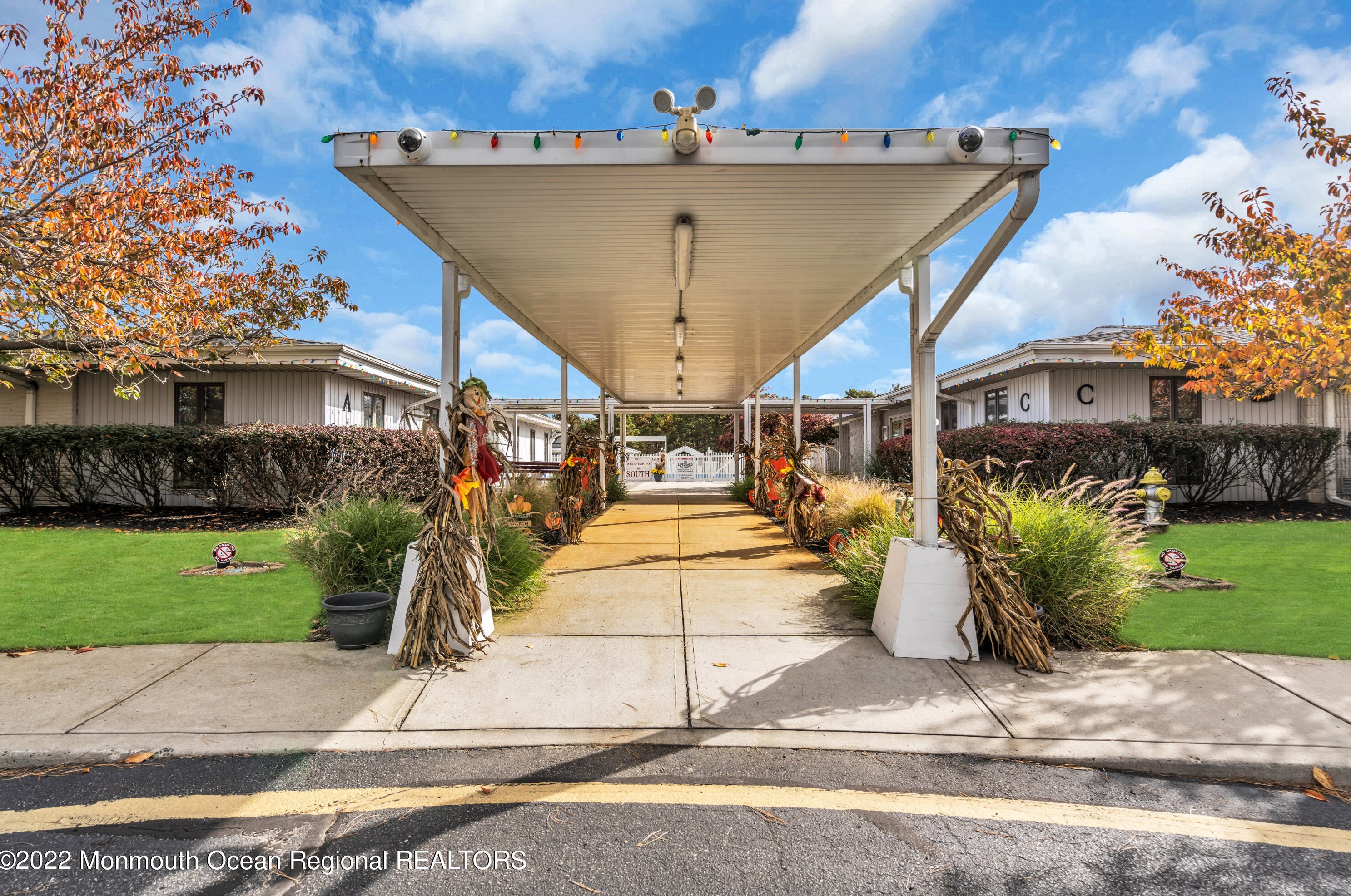 3 Tropicana Ct, Toms River NJ  08757-6445 exterior