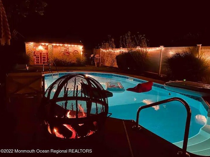 616 Cable Ave, Beachwood NJ  08722-3638 exterior