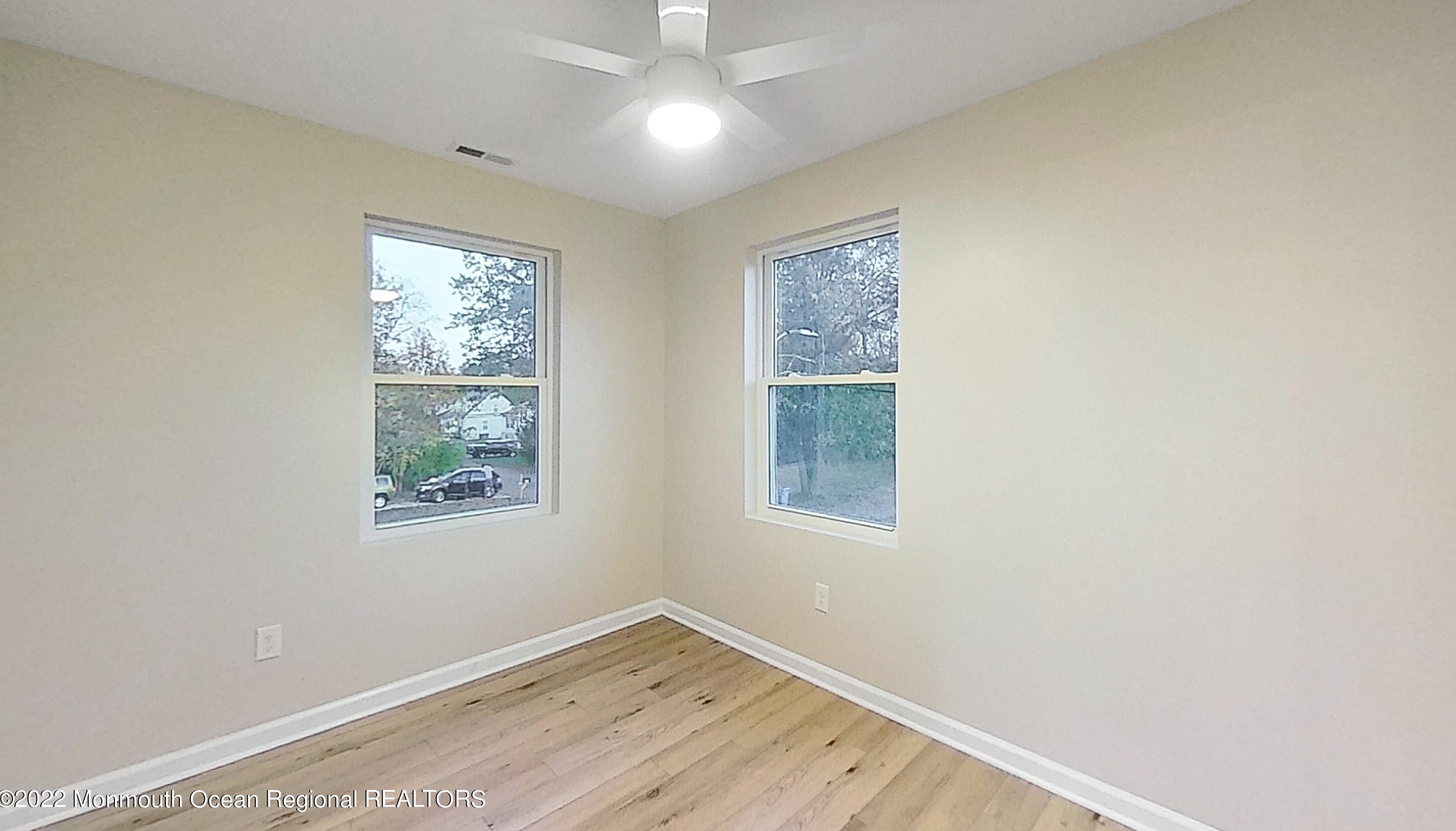 221 Truman Ave, Aura NJ  08028-3394 exterior