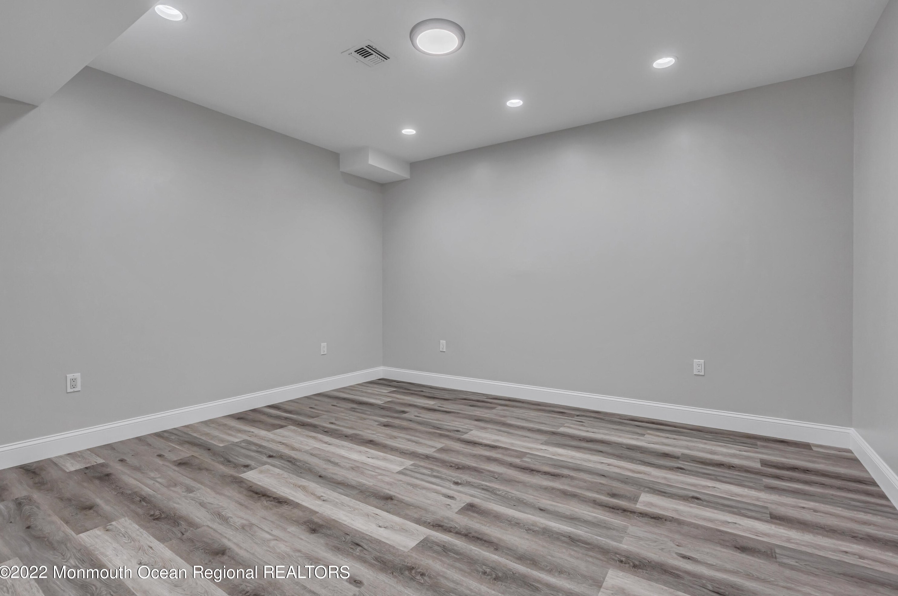 250 Lemon Rd, Wall Township NJ  07727-3539 exterior