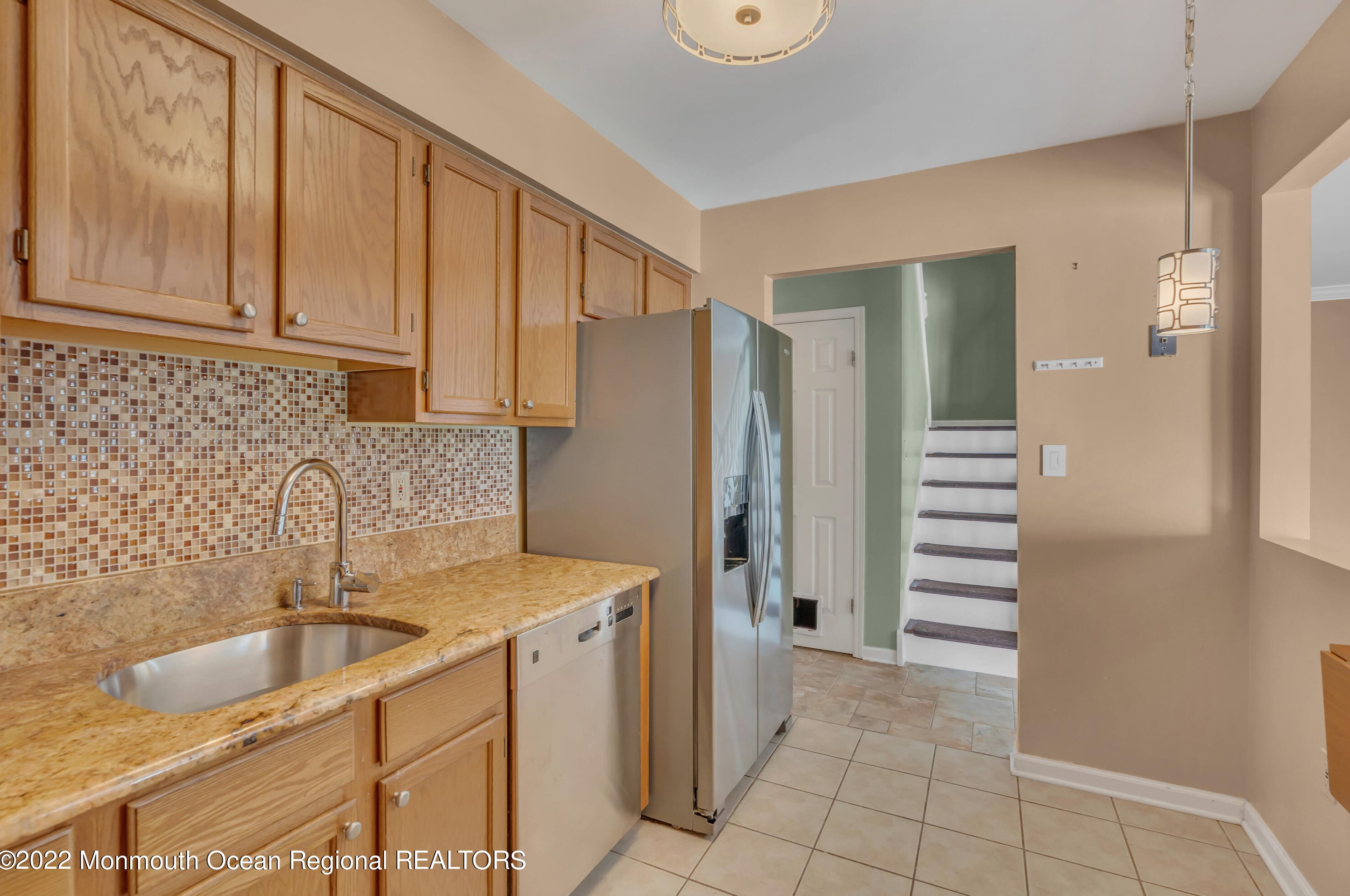 6 Pointe Cir, Wall Township NJ  07753-7933 exterior