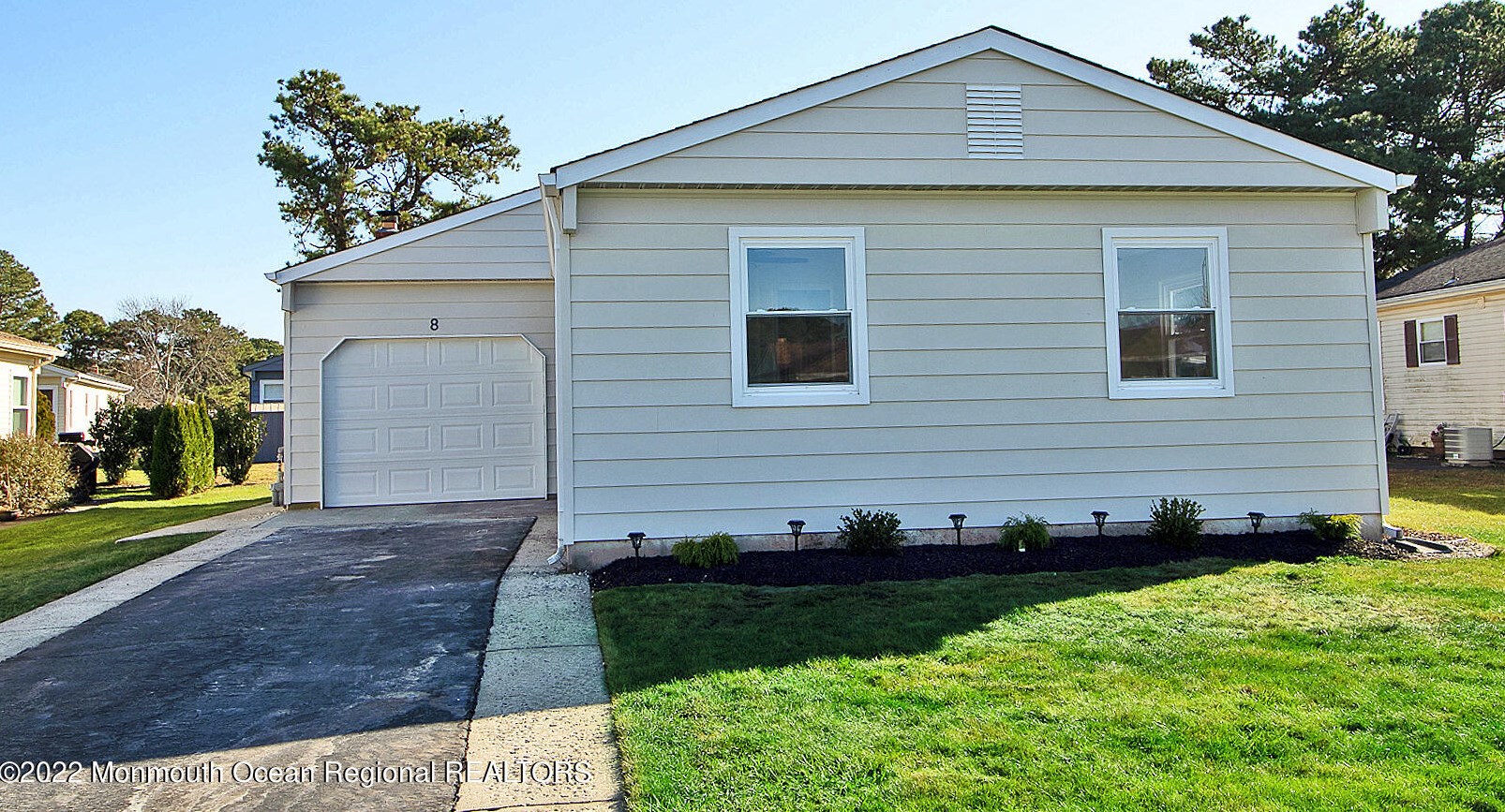 8 Camrose St, Toms River NJ  08757-6241 exterior