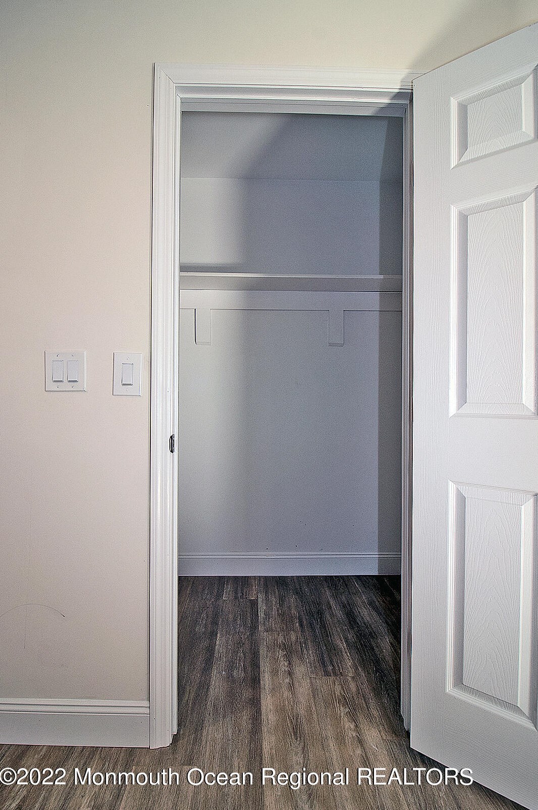 8 Camrose St, Toms River NJ  08757-6241 exterior