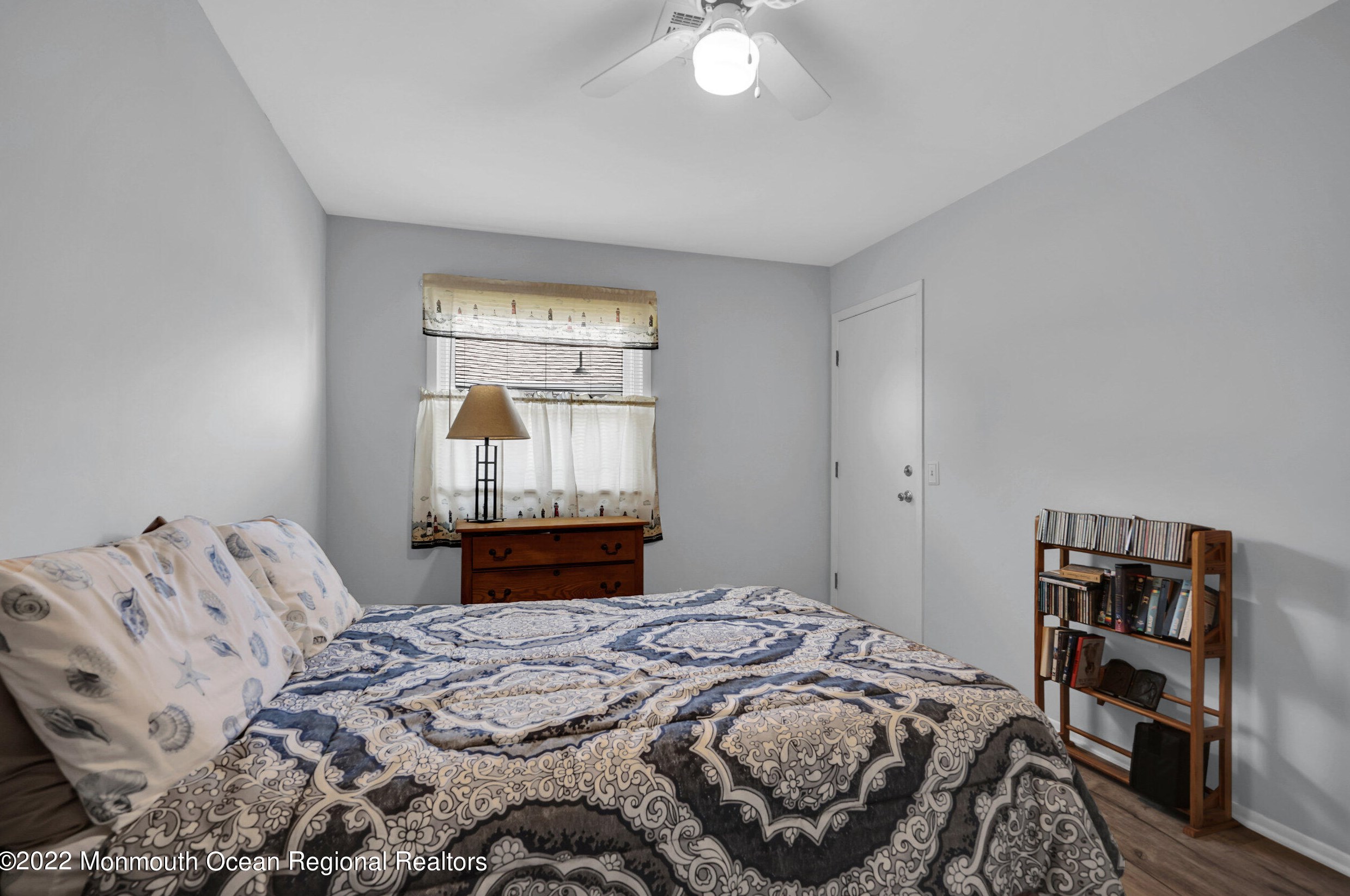 13 Miramar Ct, Toms River NJ  08757-3835 exterior
