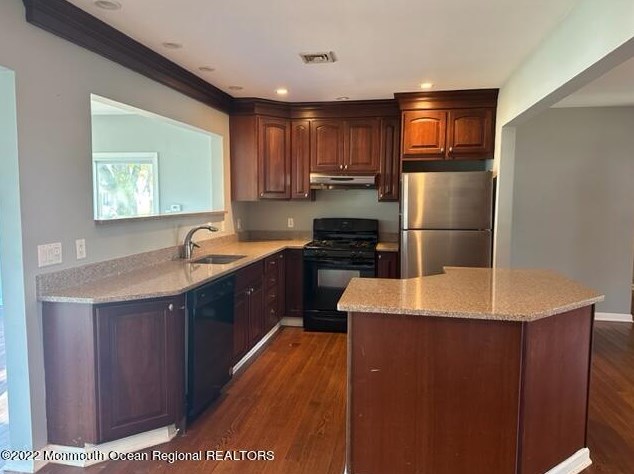 115 Point O Woods Dr, Toms River NJ  08753-6823 exterior