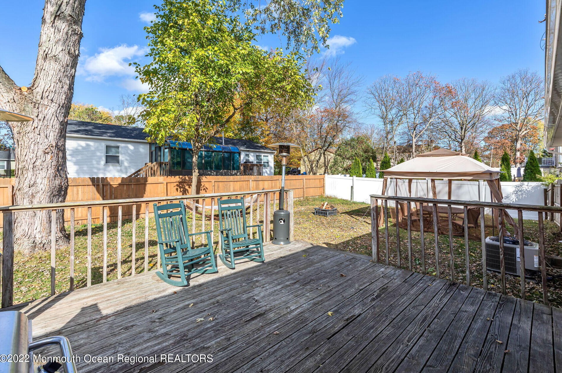 709 Commonwealth Blvd, Toms River NJ  08757-1728 exterior