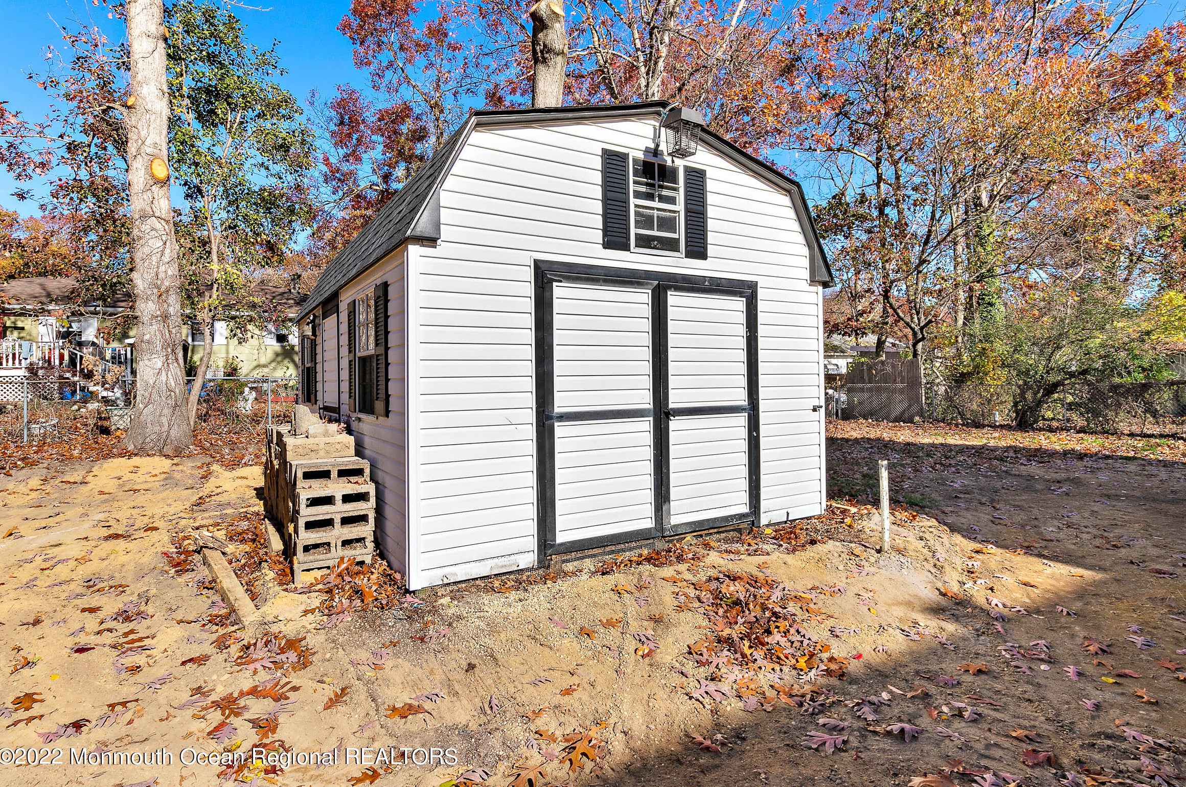 509 Middle Ln, Wall Township NJ  07731-1916 exterior