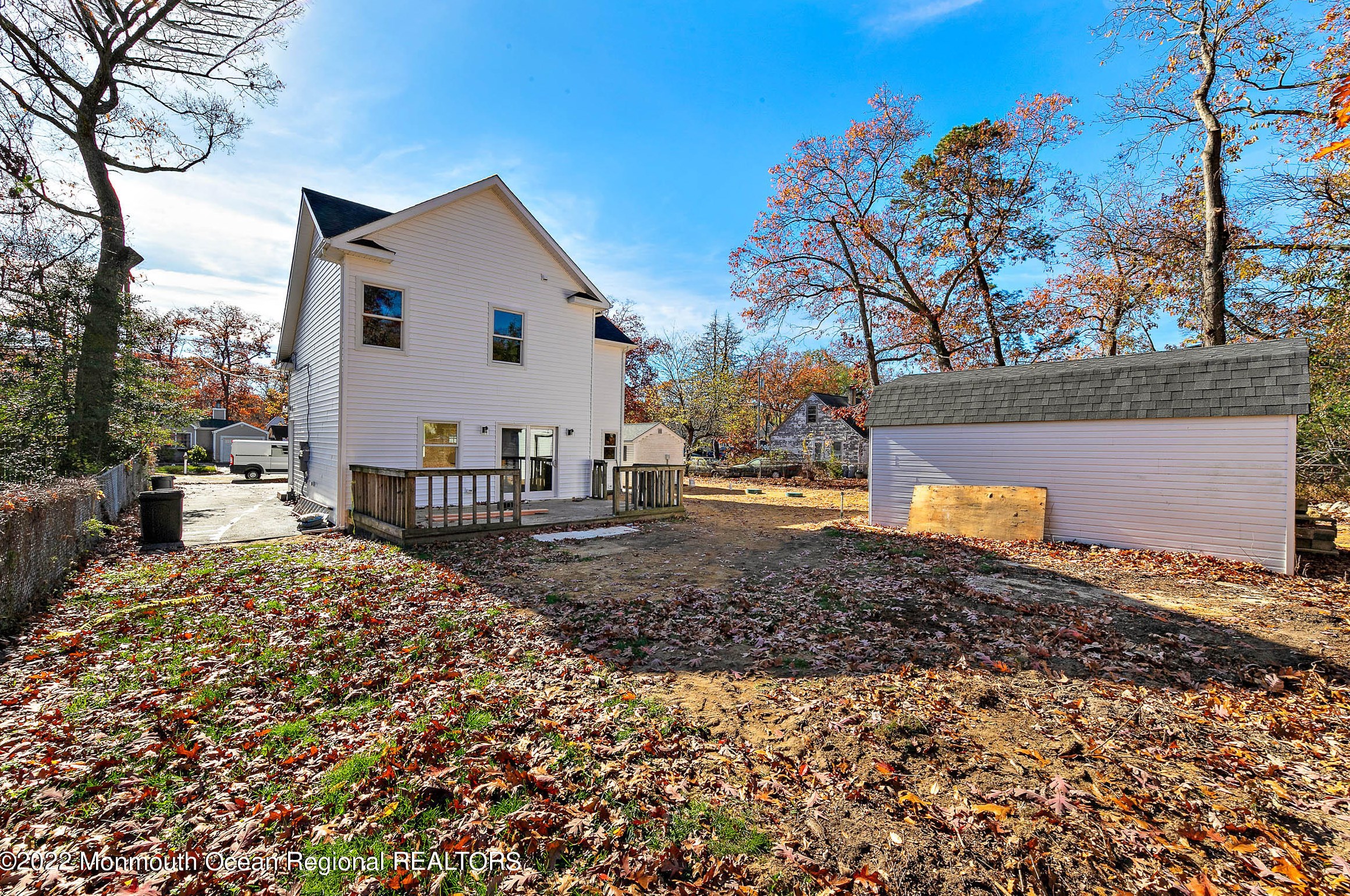 509 Middle Ln, Wall Township NJ  07731-1916 exterior