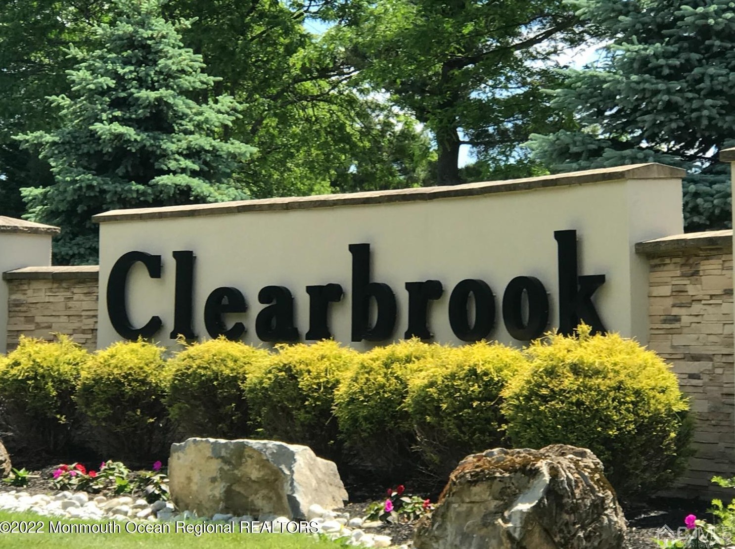 527 Belford Rd, Monroe Twp NJ 08831-7620 exterior