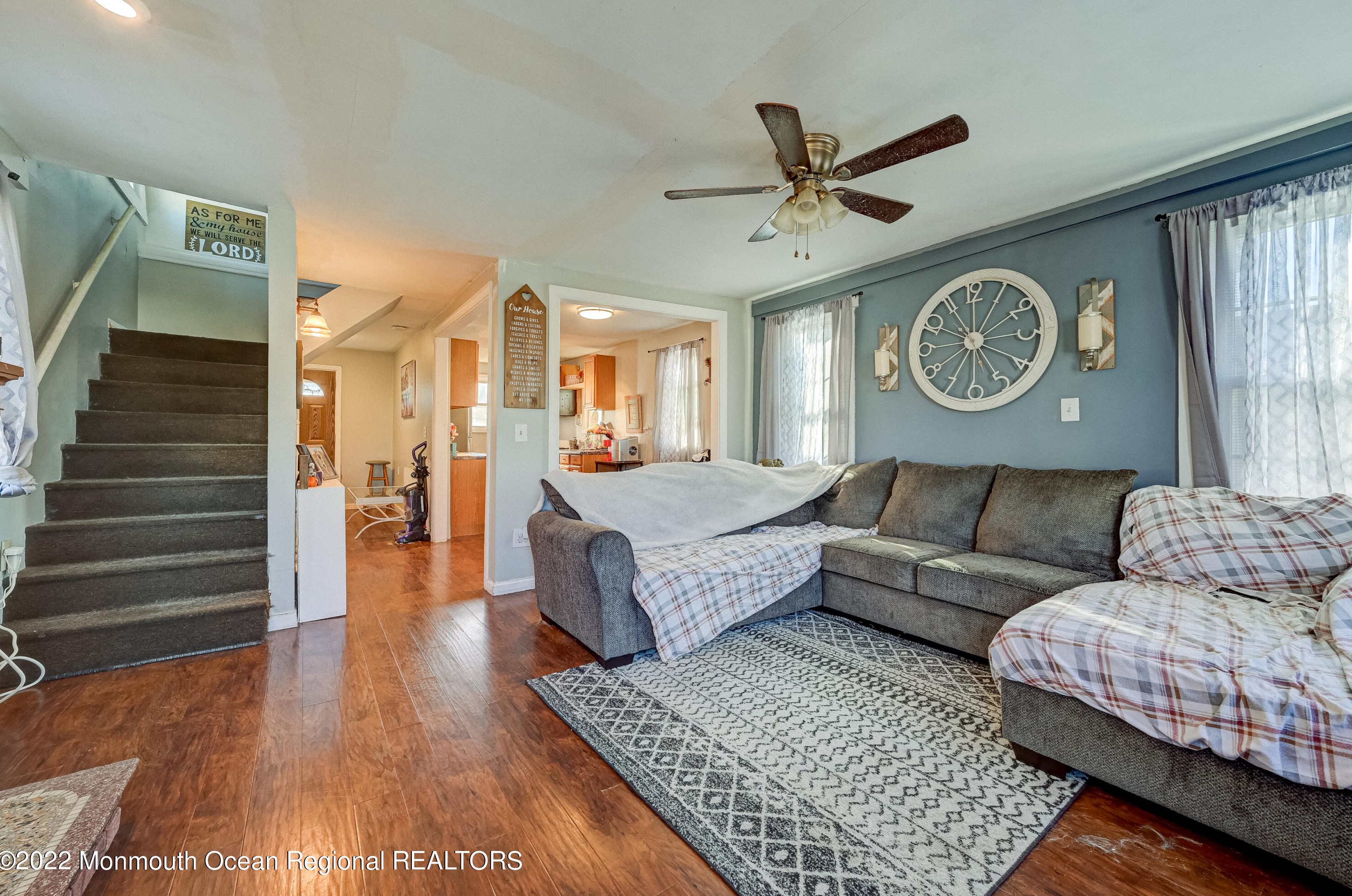 8 Shore St, Ideal Beach NJ  07734-1215 exterior