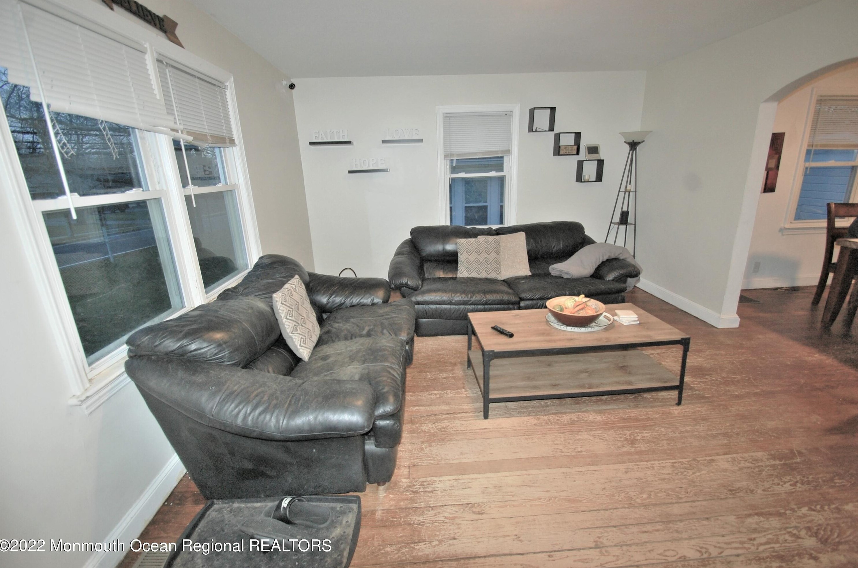 589 Holmdel Rd, Hazlet, NJ 07730