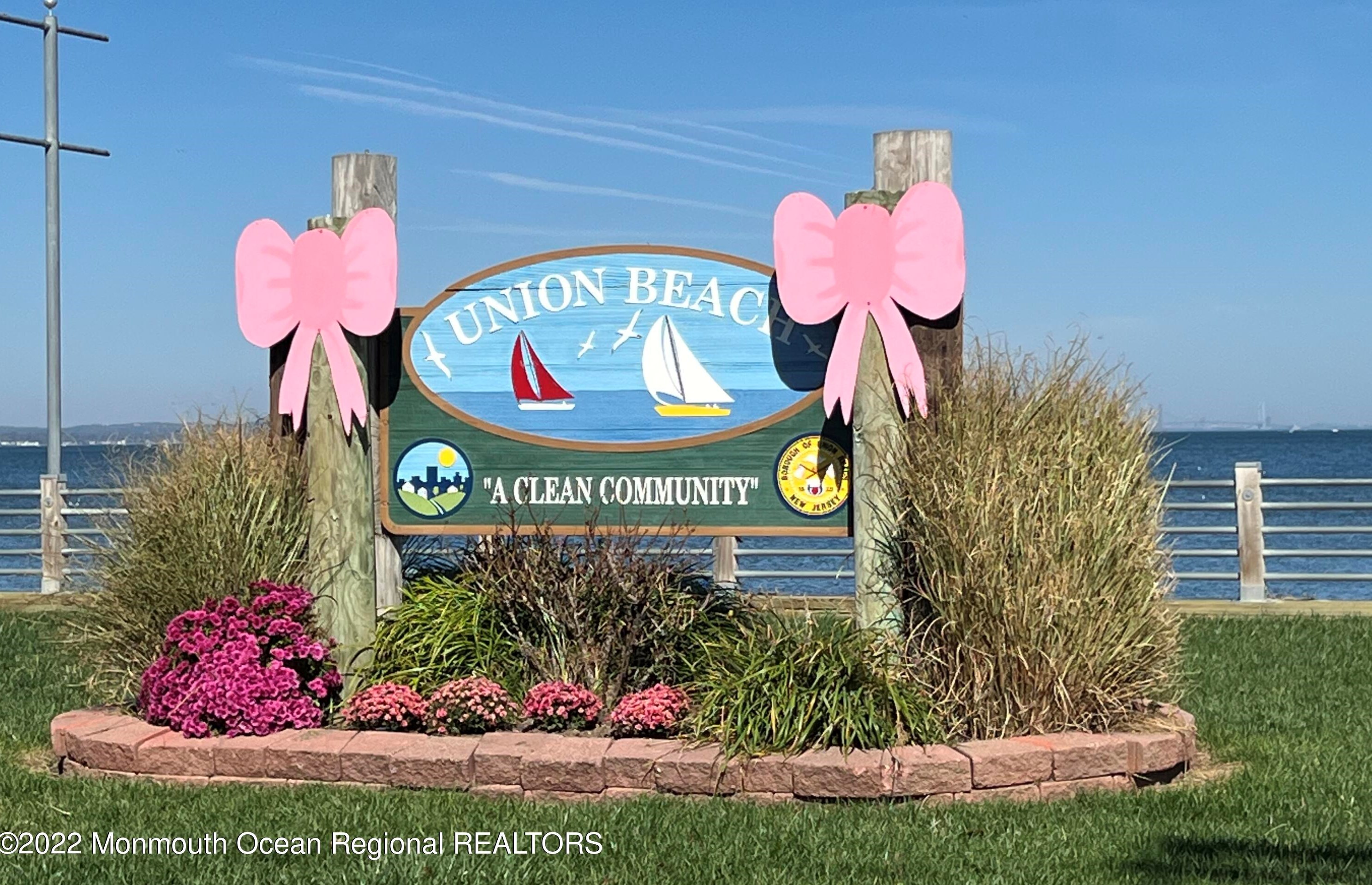 8 Dibling St, Keyport NJ  07735-3005 exterior