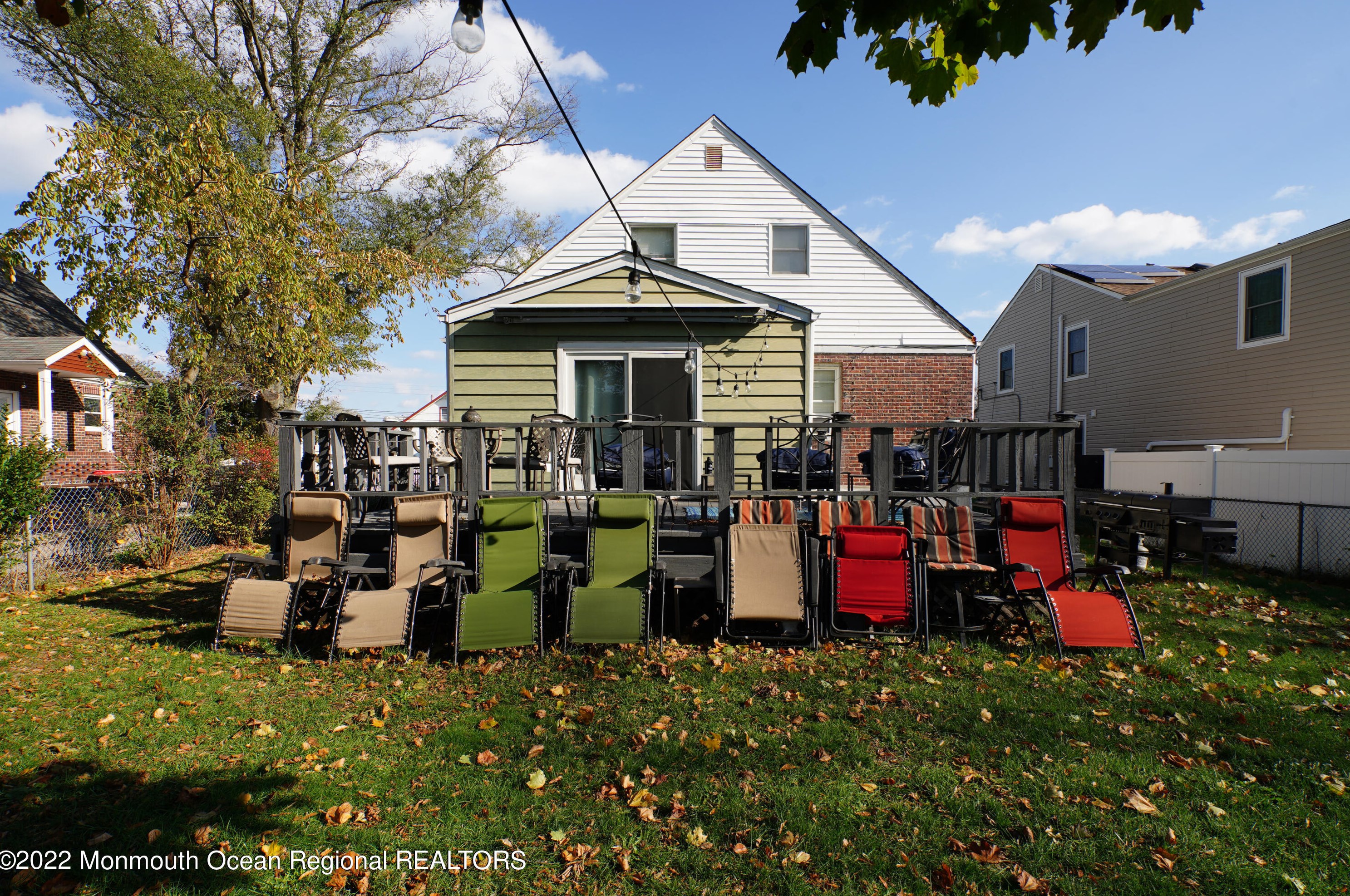 9 Waackaack Ave, Ideal Beach NJ  07734-1505 exterior