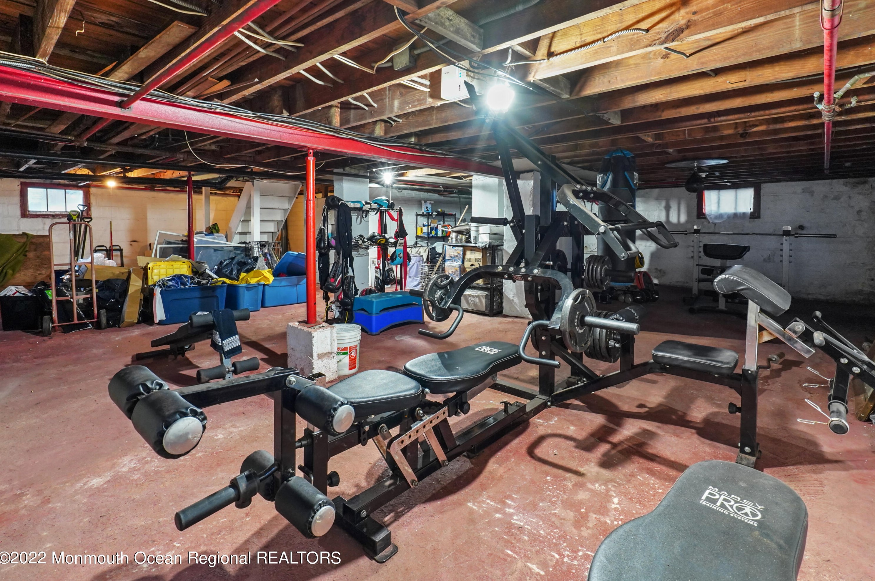 9 Waackaack Ave, Ideal Beach NJ  07734-1505 exterior