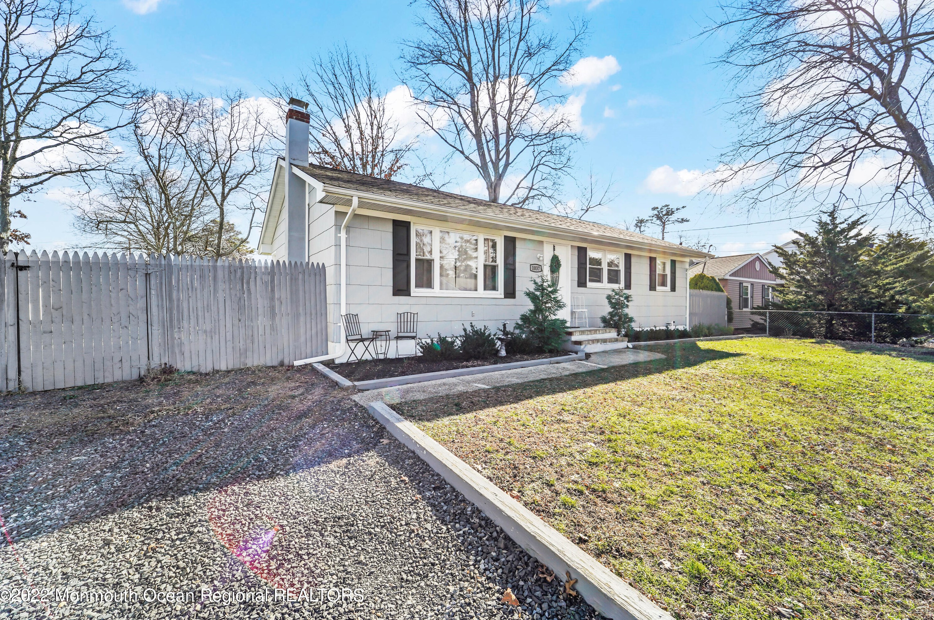 1037 Ensign Ave, Beachwood NJ  08722-2312 exterior