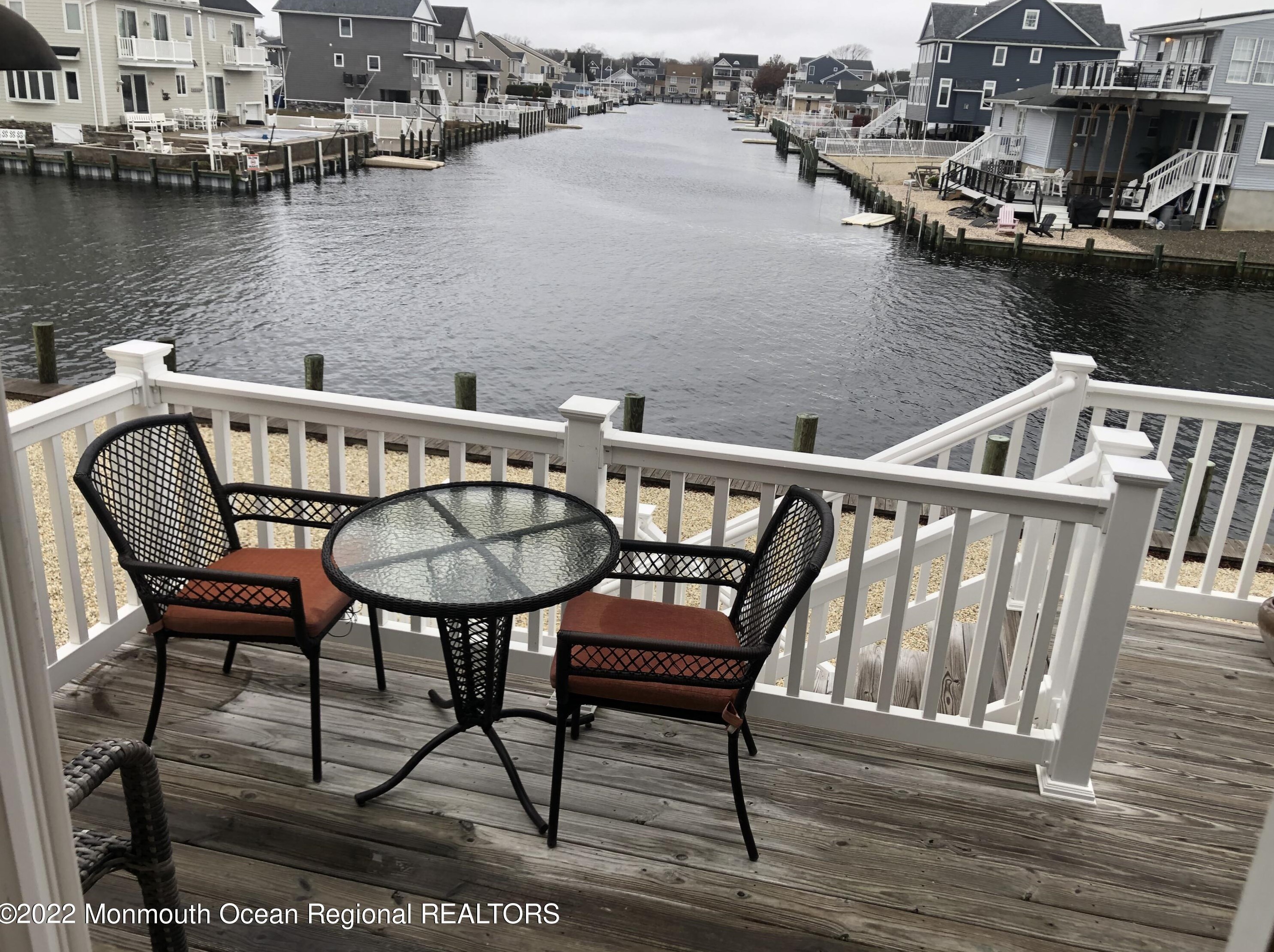 96 Bay Shore Dr, Toms River NJ  08753-6259 exterior
