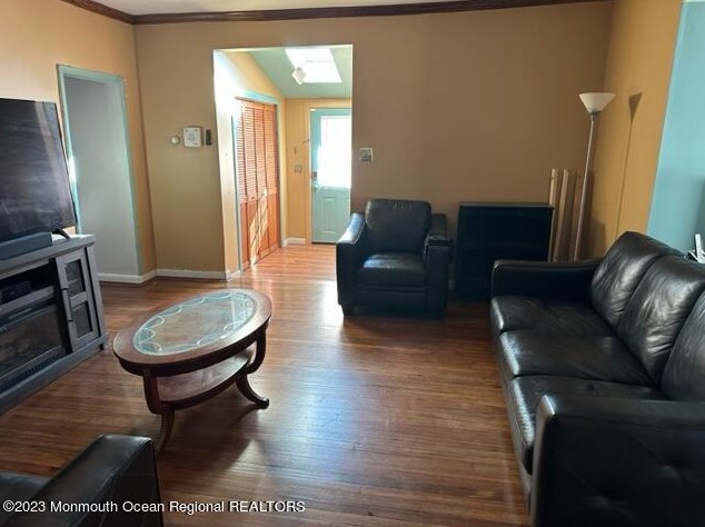 27 Fox Ave, Ideal Beach NJ  07734-1246 exterior