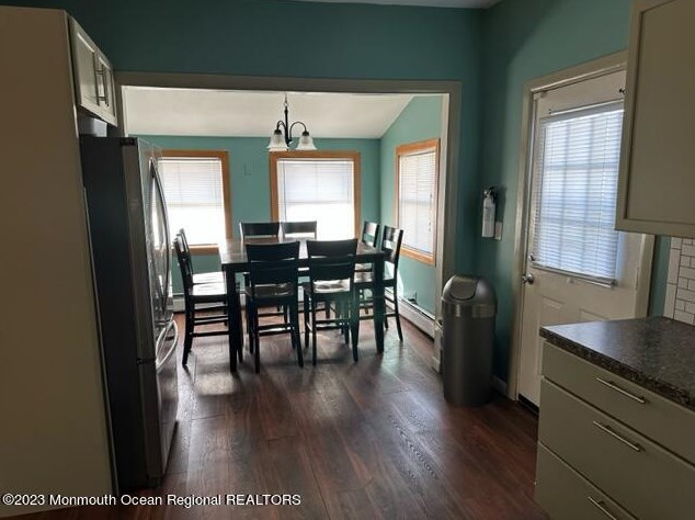 27 Fox Ave, Ideal Beach NJ  07734-1246 exterior